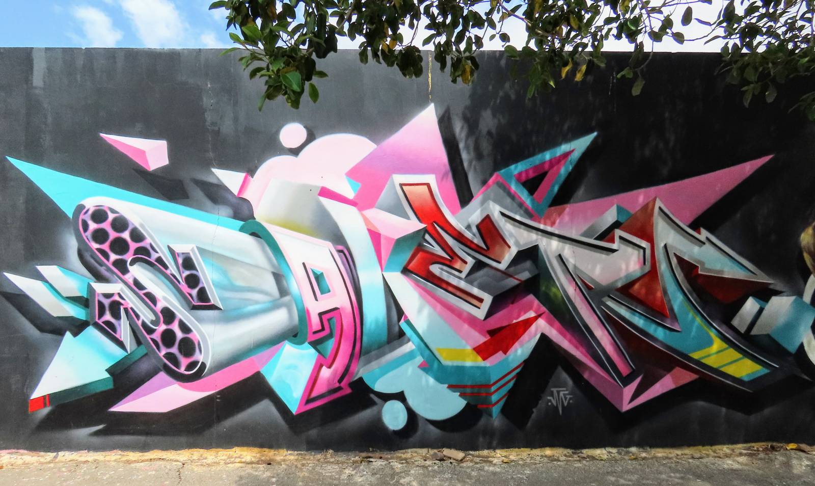 Saker, Ceser87, jaskisiberiano&mdash;undefined