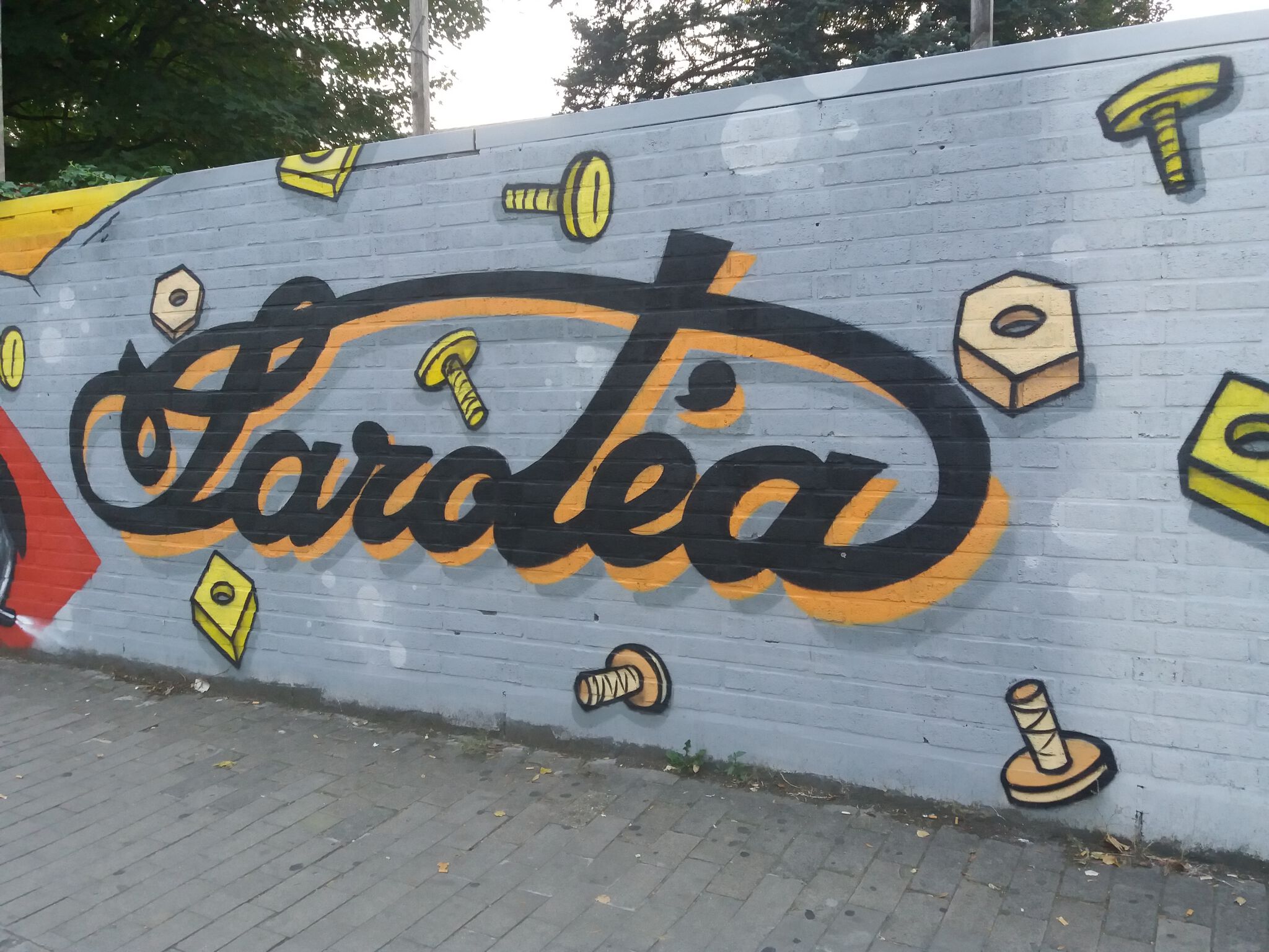 Soke - la cabane, les debrouillards&mdash;Herstal wall