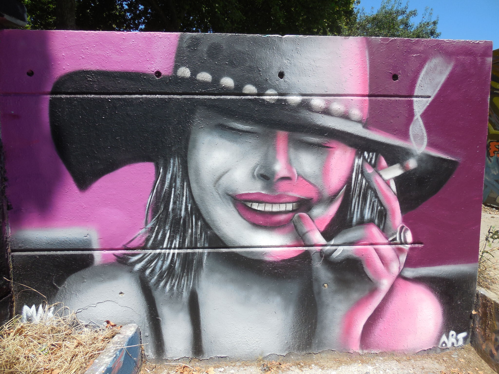 Mak Art&mdash;La fumeuse (n'est plus visible)
