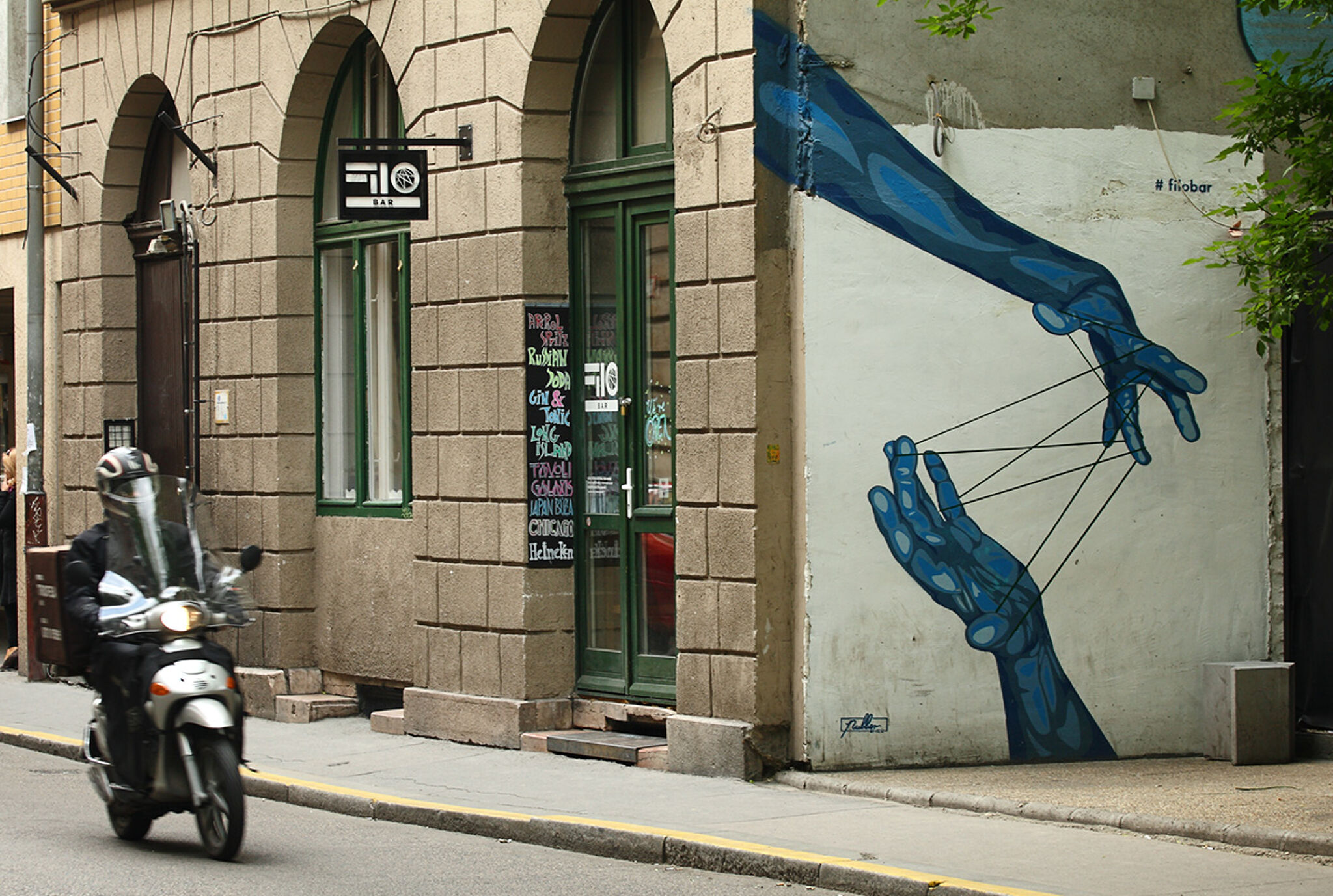 Pubberoner (Balazs_Pusztai)&mdash;Hands