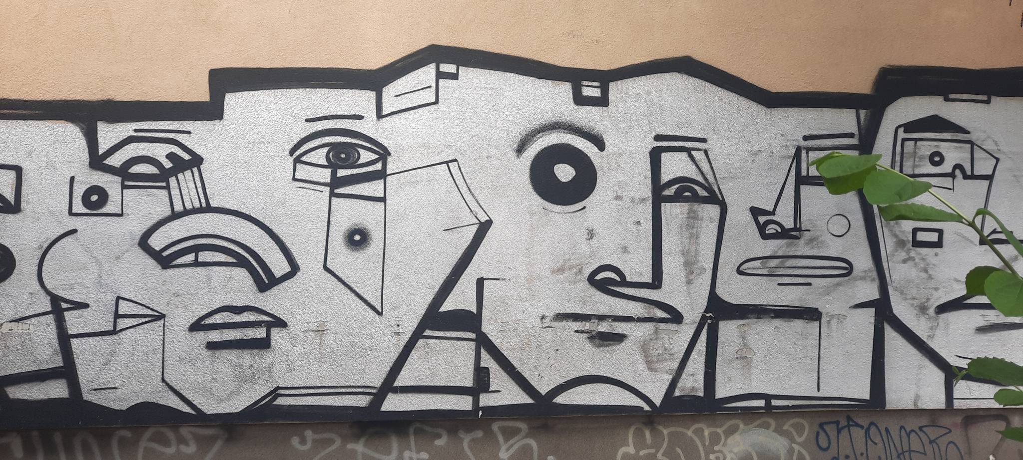 Praktis&mdash;faces