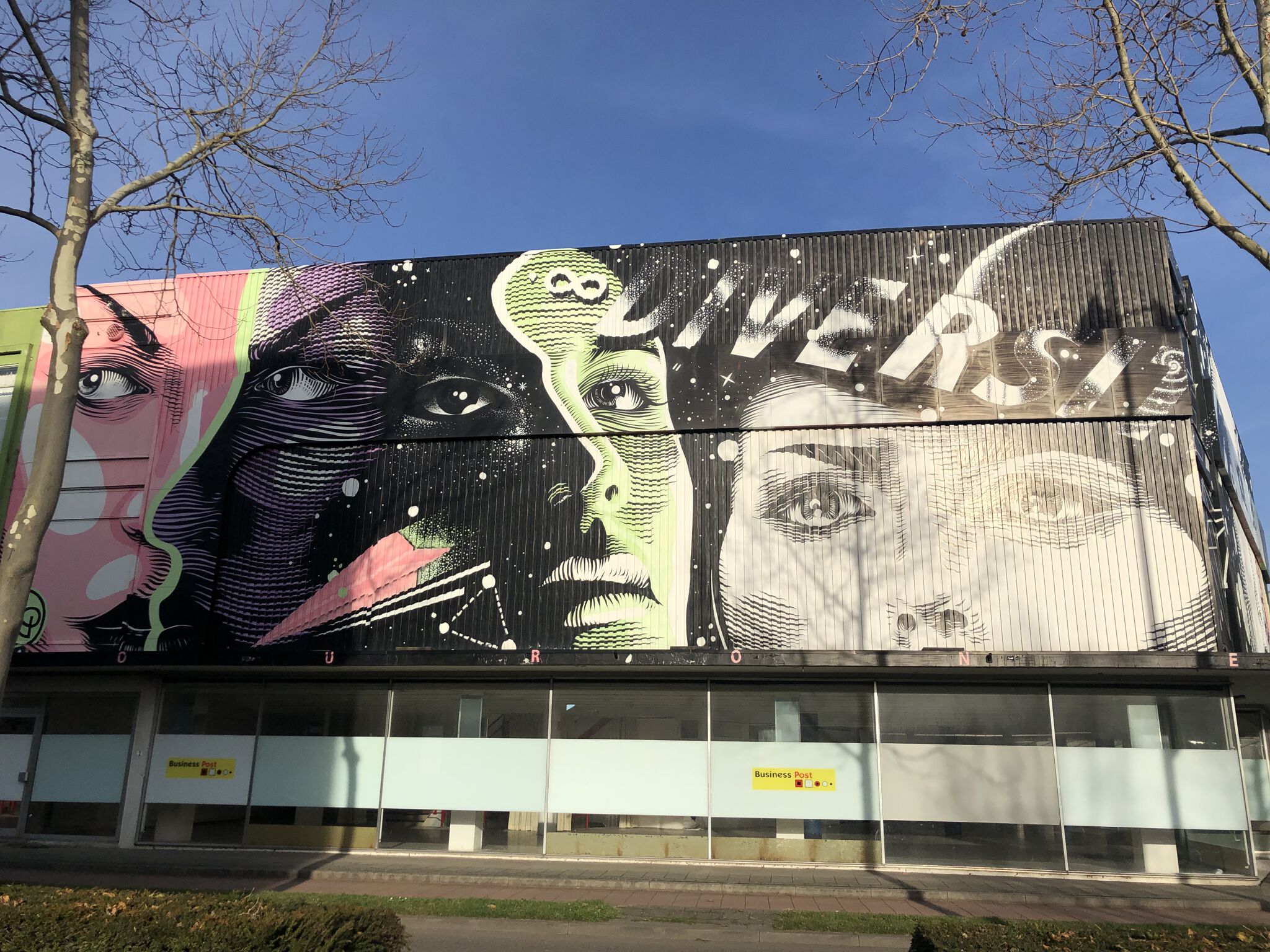 Dourone&mdash;Untitled