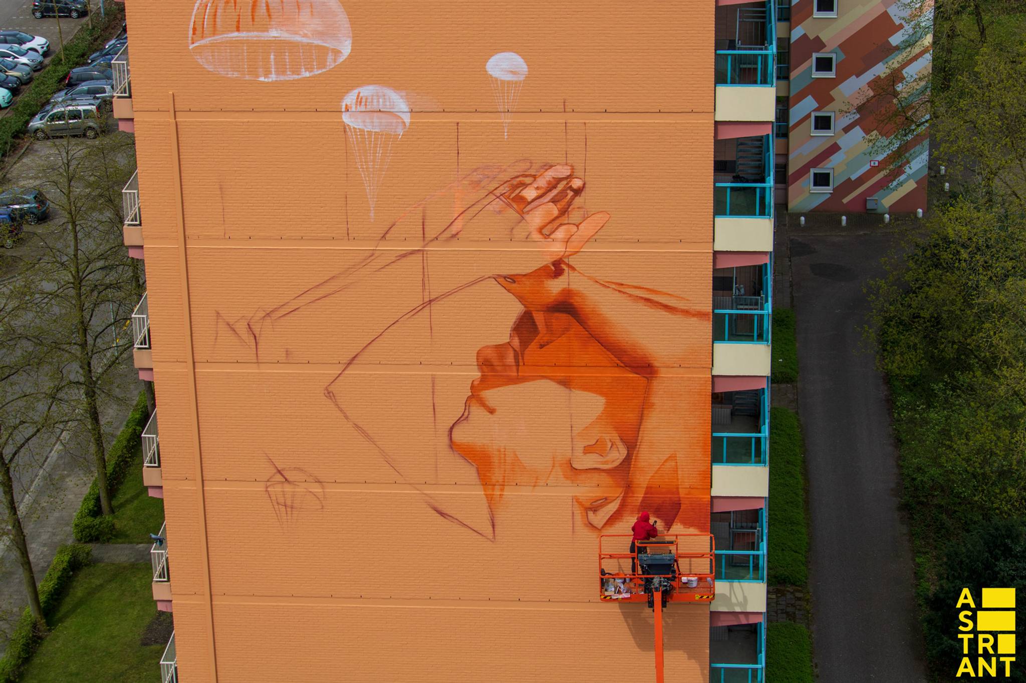 Iota&mdash;Airborne Mural  - Veldhuizen