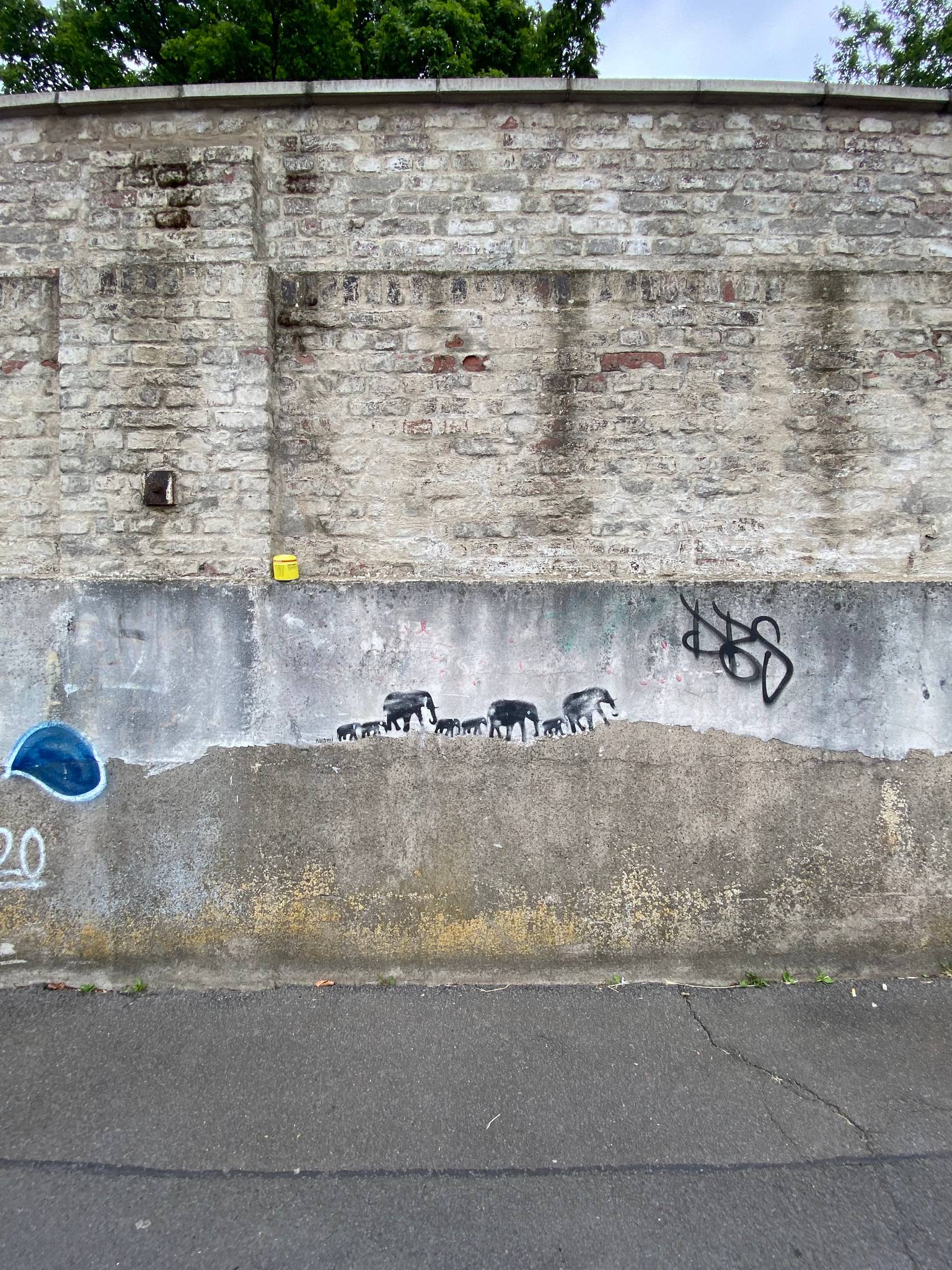 Huami&mdash;Elephants