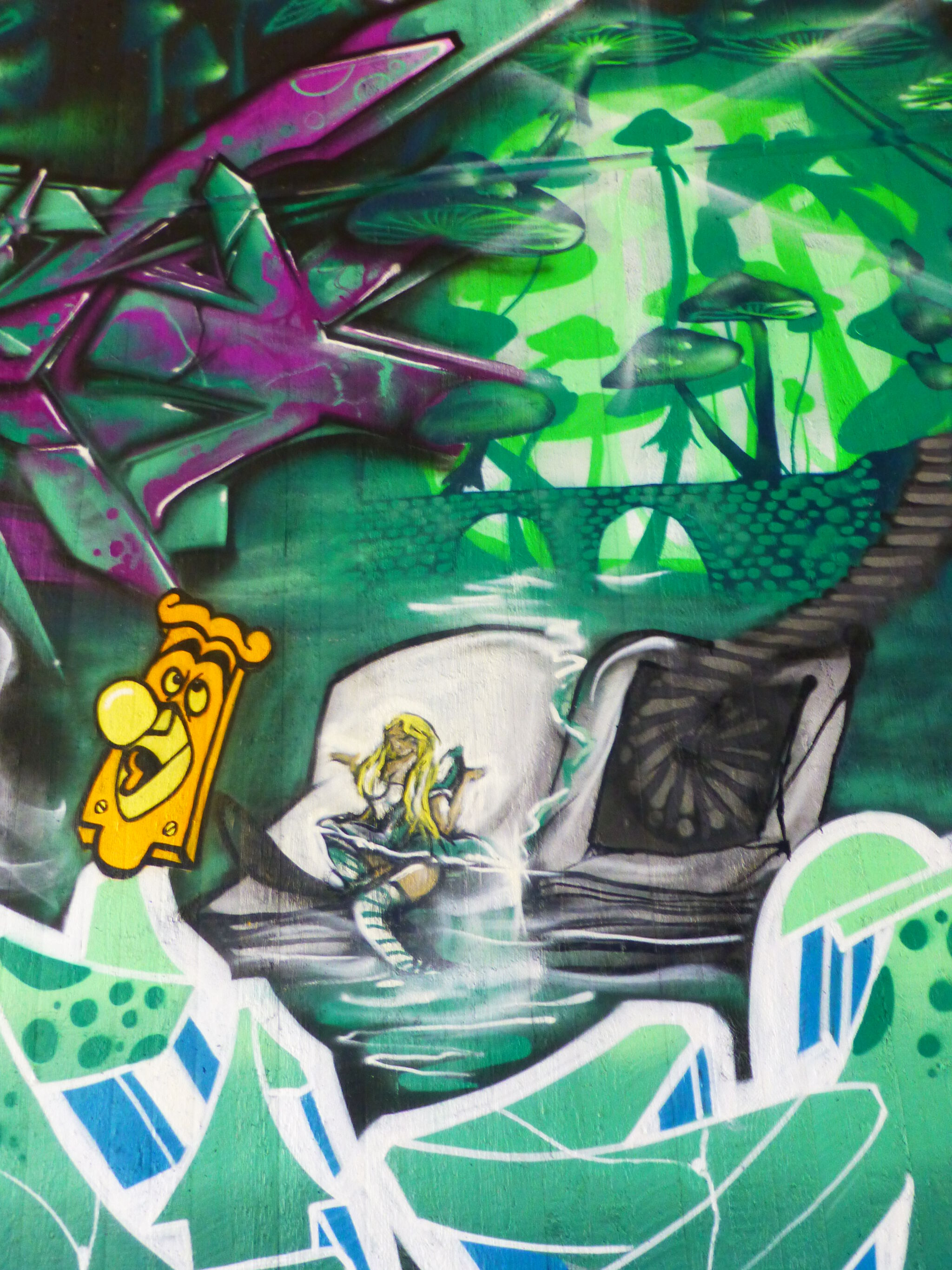 foxs_lair76 (Ger), slifoduif (GER), 7cesa7 (GER), Mr.Pilz, frankdrebin_spezialeinheit (GER), steven_macschwarzendiesel (GER), damone_wrl_pmz (GER), Lucky 7 Crew (GER)&mdash;We are all mad here!