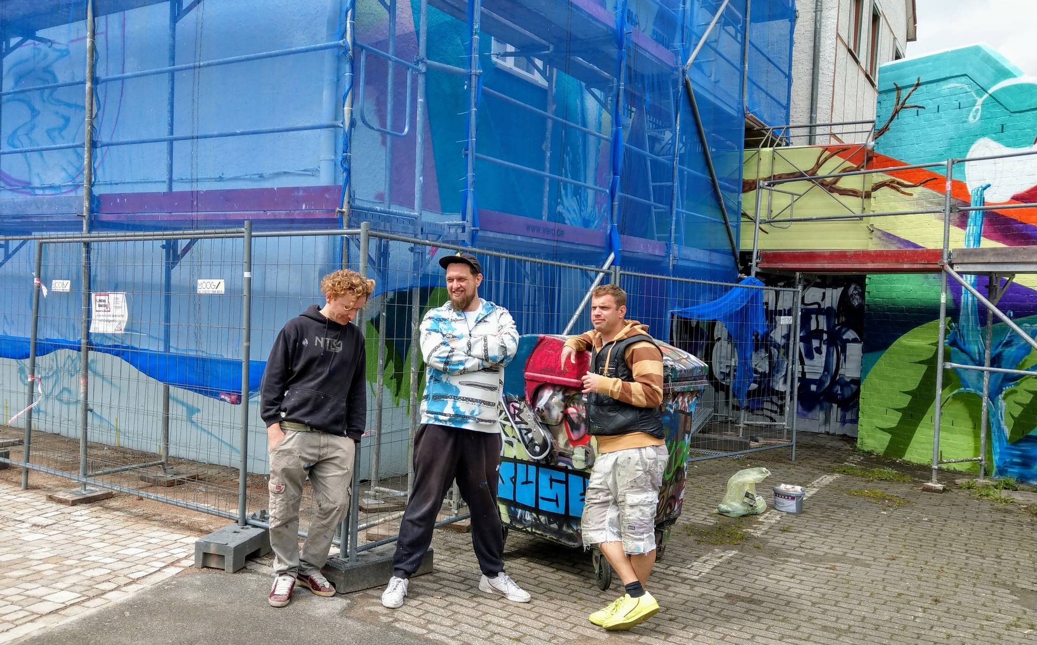 Henning Marten Feil (a.k.a. Norbert3000), Lukas Michalski (a.k.a. Ka$h), Volker Heisener (a.k.a. Volker der goldene Reiter)&mdash;Paderborner Herzgraffiti