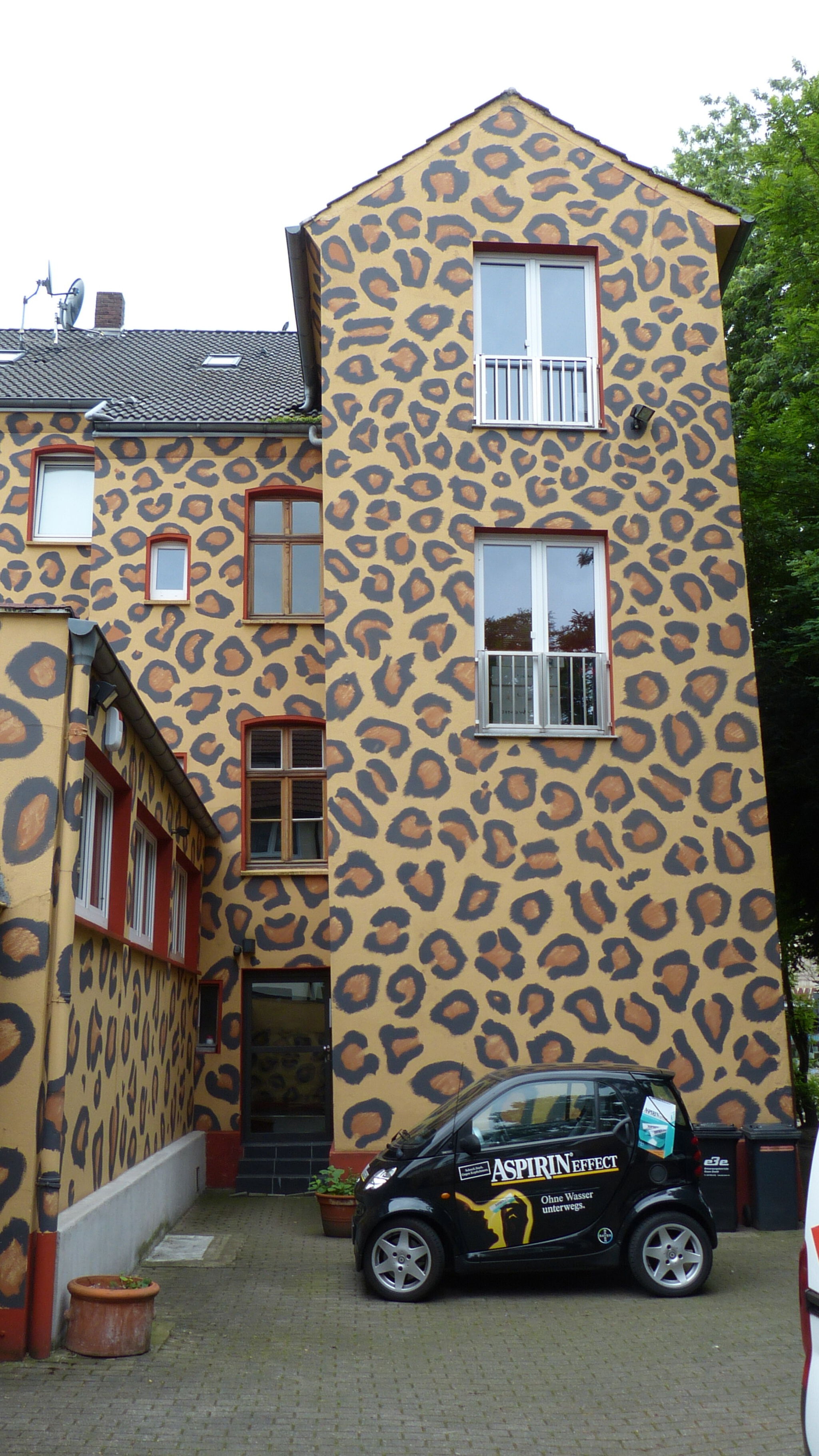 Unknown - Essen&mdash;Jaguarhaus