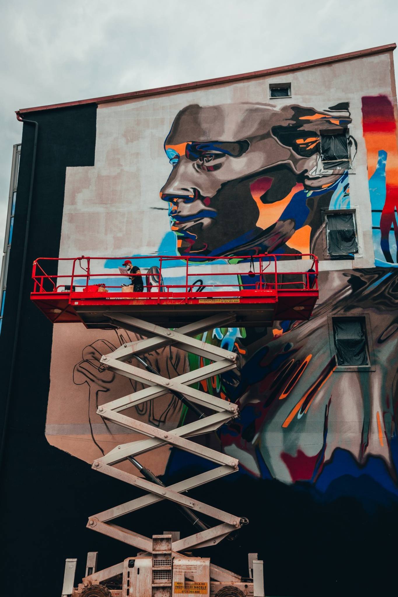 OutlineStreetArt , Pandele&mdash;Life on the Internet