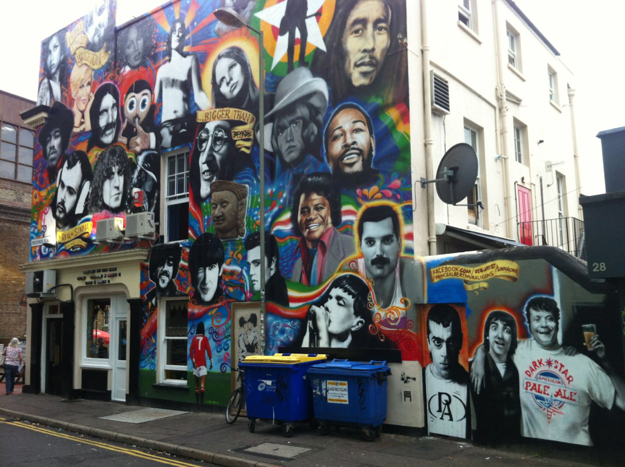Banksy, Req&mdash;The Prince Albert Pub - Dead Musicians and Kissing Coppers by Banksy