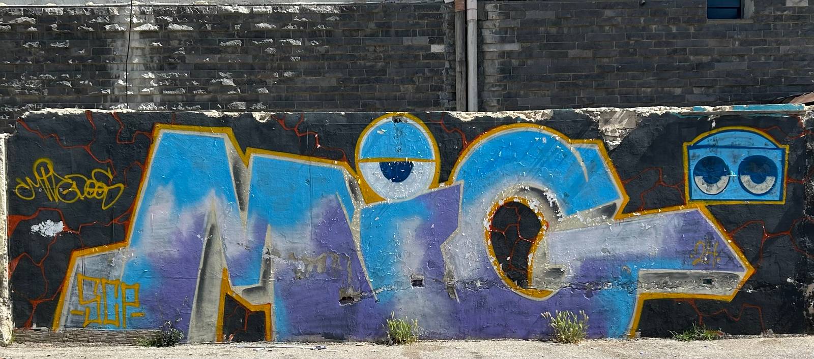 MigTheRobot&mdash;Mig