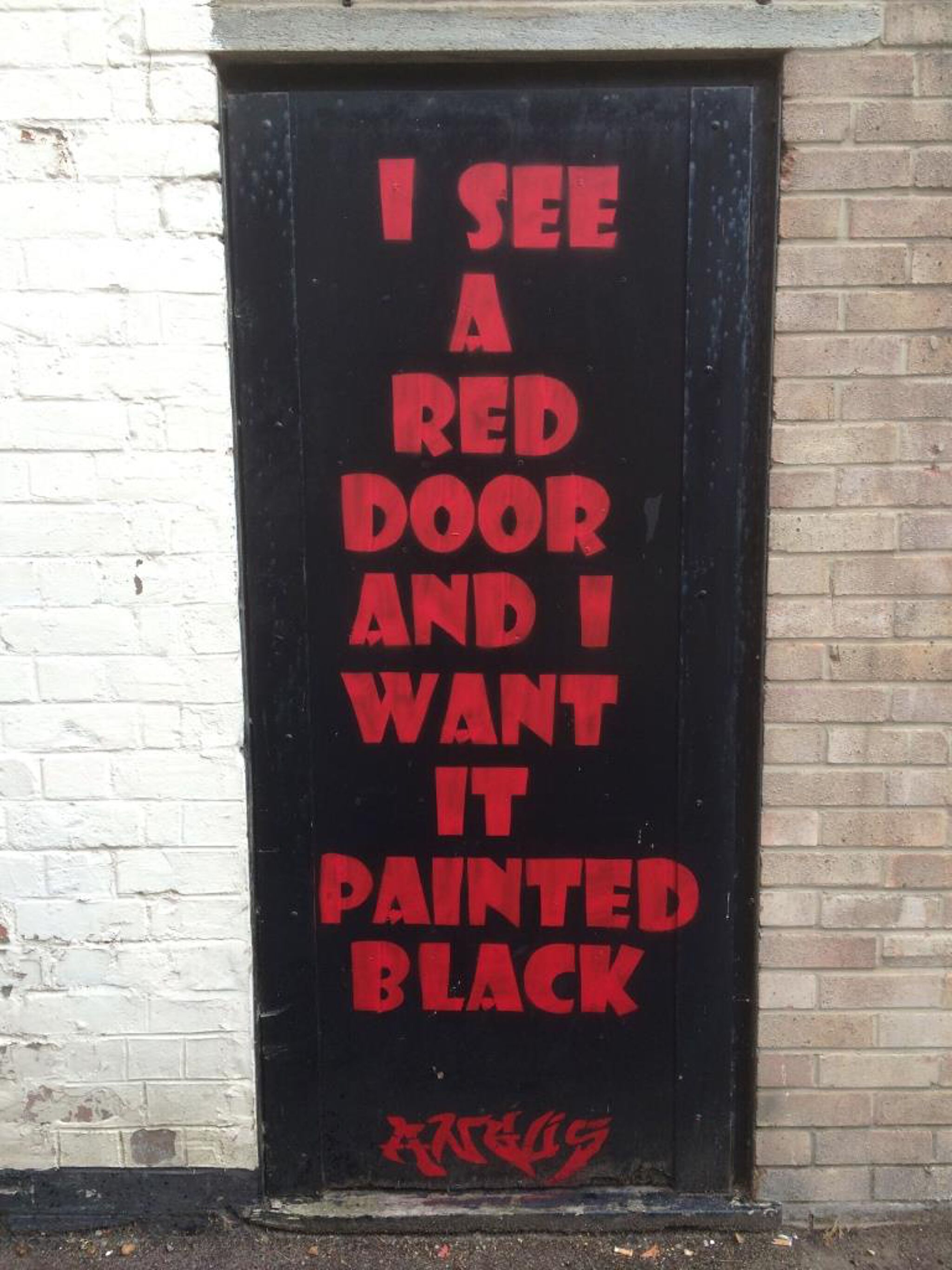 Angus&mdash;Red door