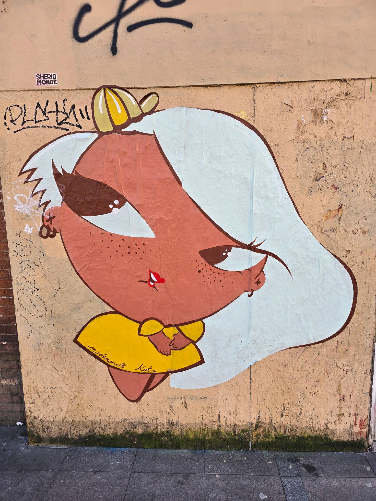 Mademoiselle Kat&mdash;Place Esquirol
