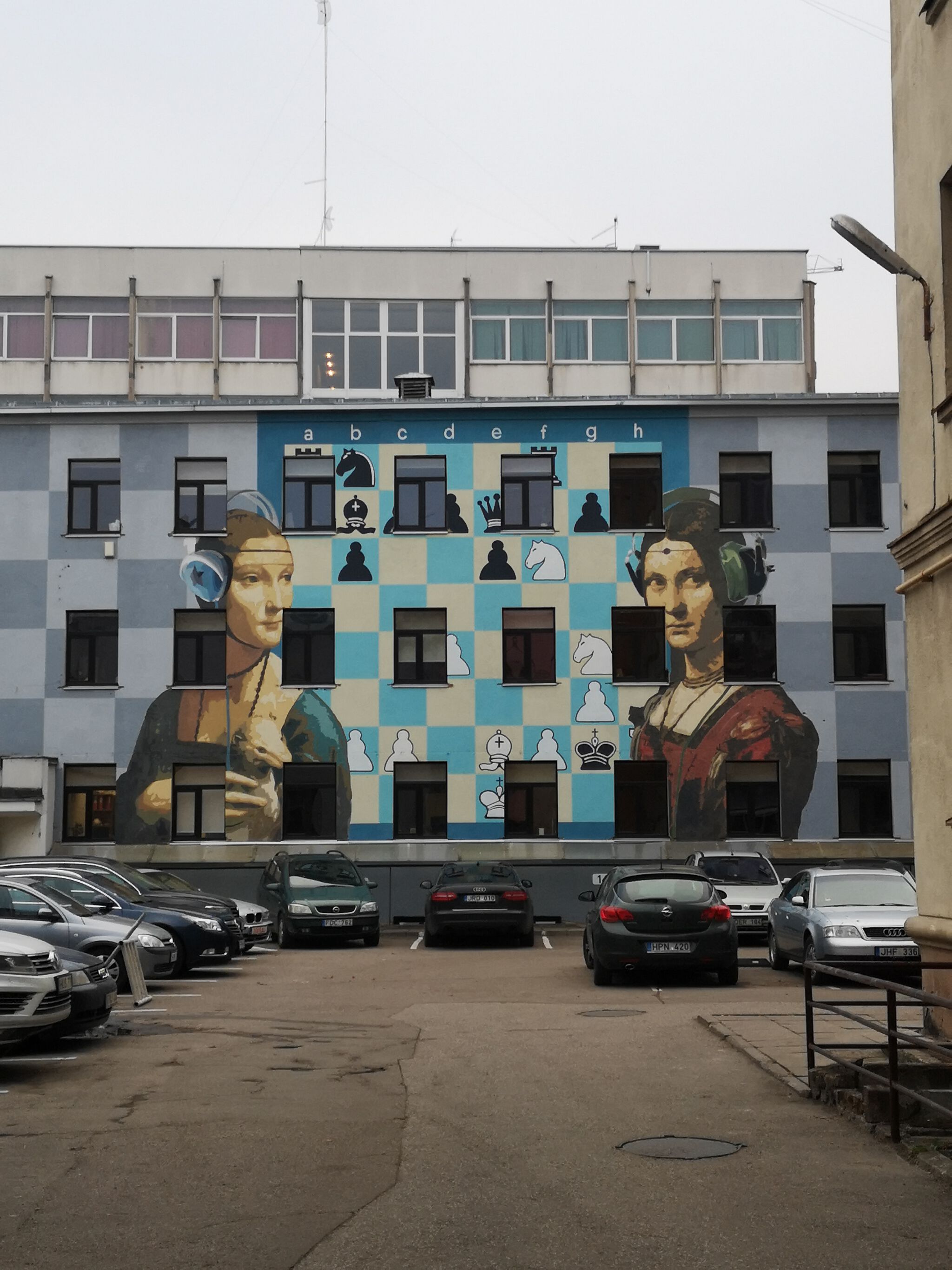Linas Kaziulionis&mdash;Contemporary ladies