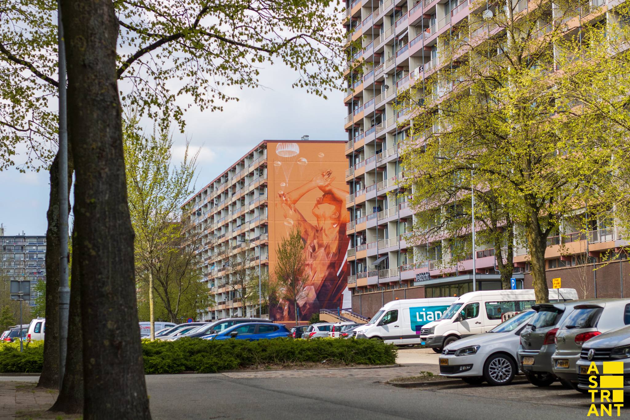 Iota&mdash;Airborne Mural  - Veldhuizen