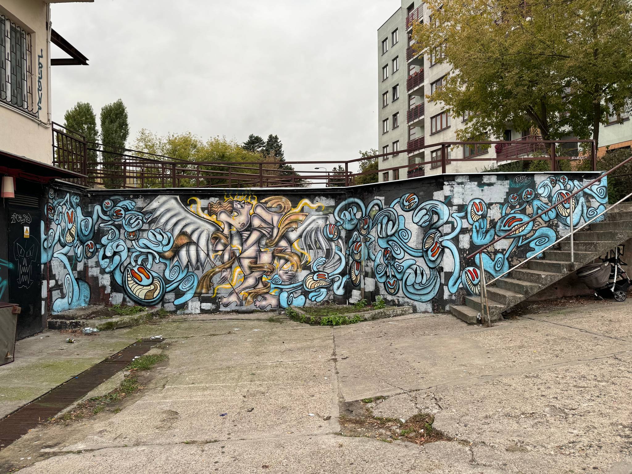 luks.przez.iks, NIEBIESKI ROBI KRESKI&mdash;undefined