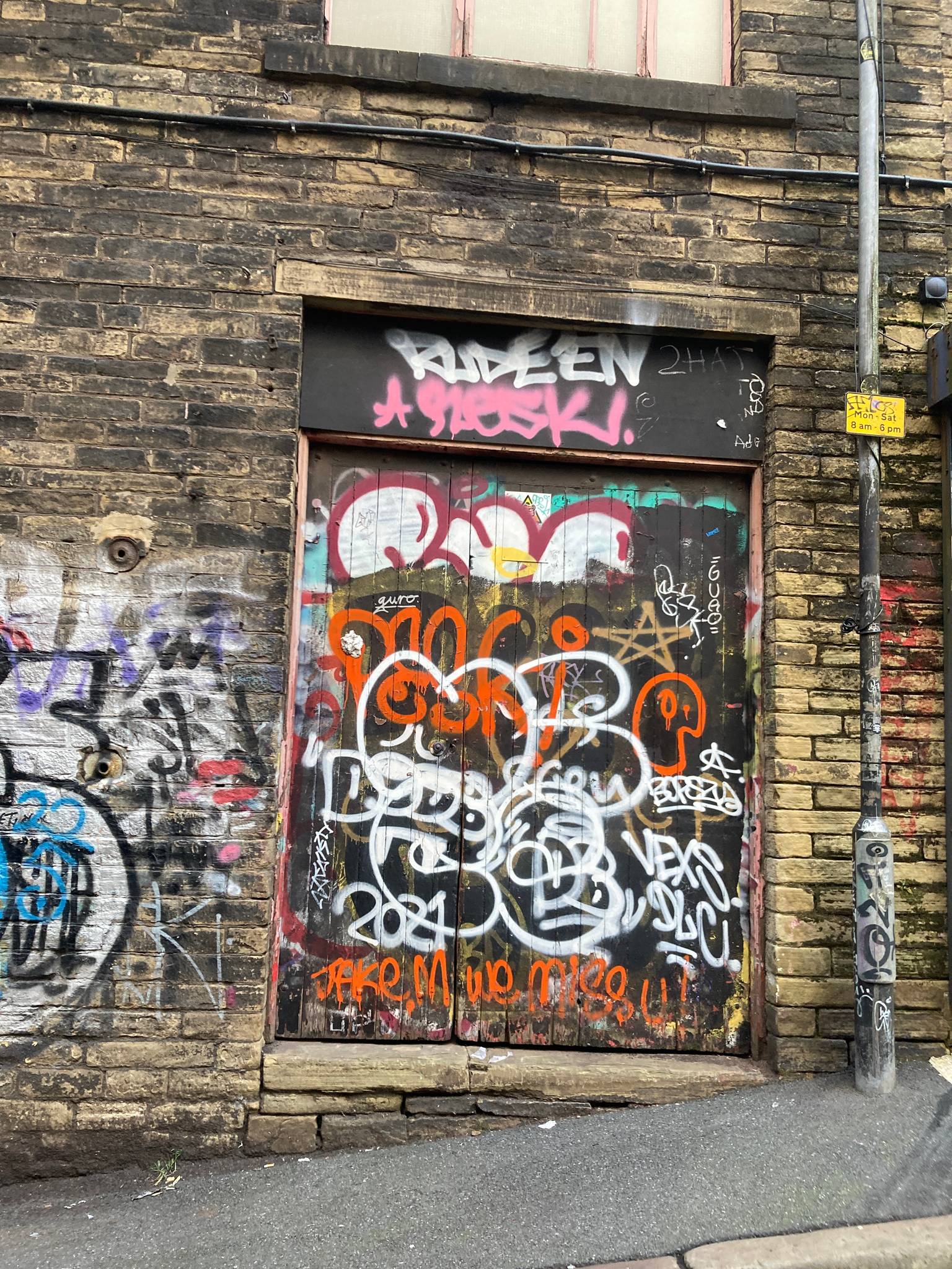 &mdash;Albion St