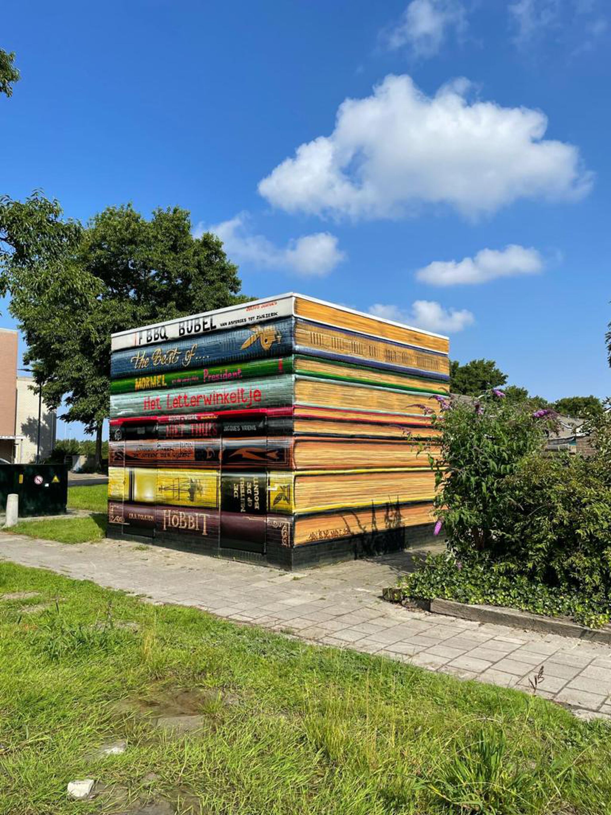 Jan is de Man&mdash;Stacked books #1