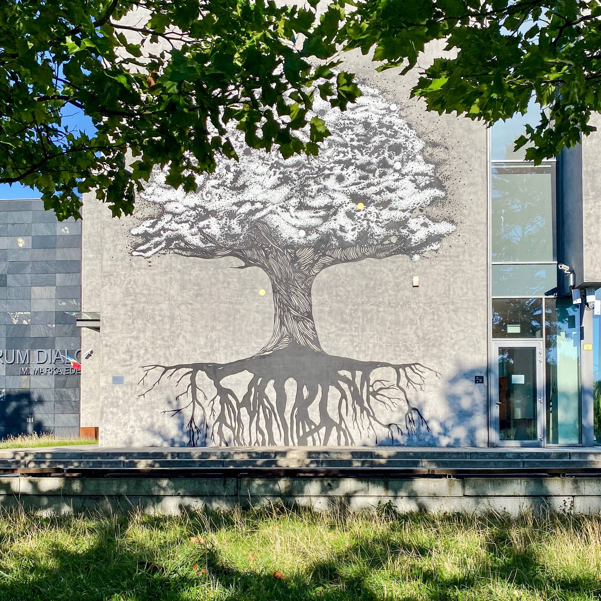 Aleksandra Ignasiak&mdash;Tree of life