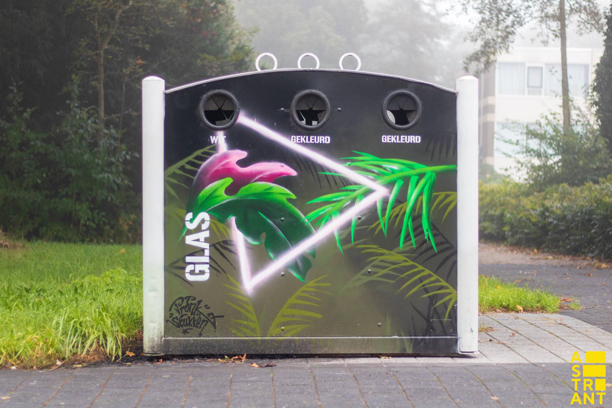 Pronk Stukken&mdash;Glasbakkunst