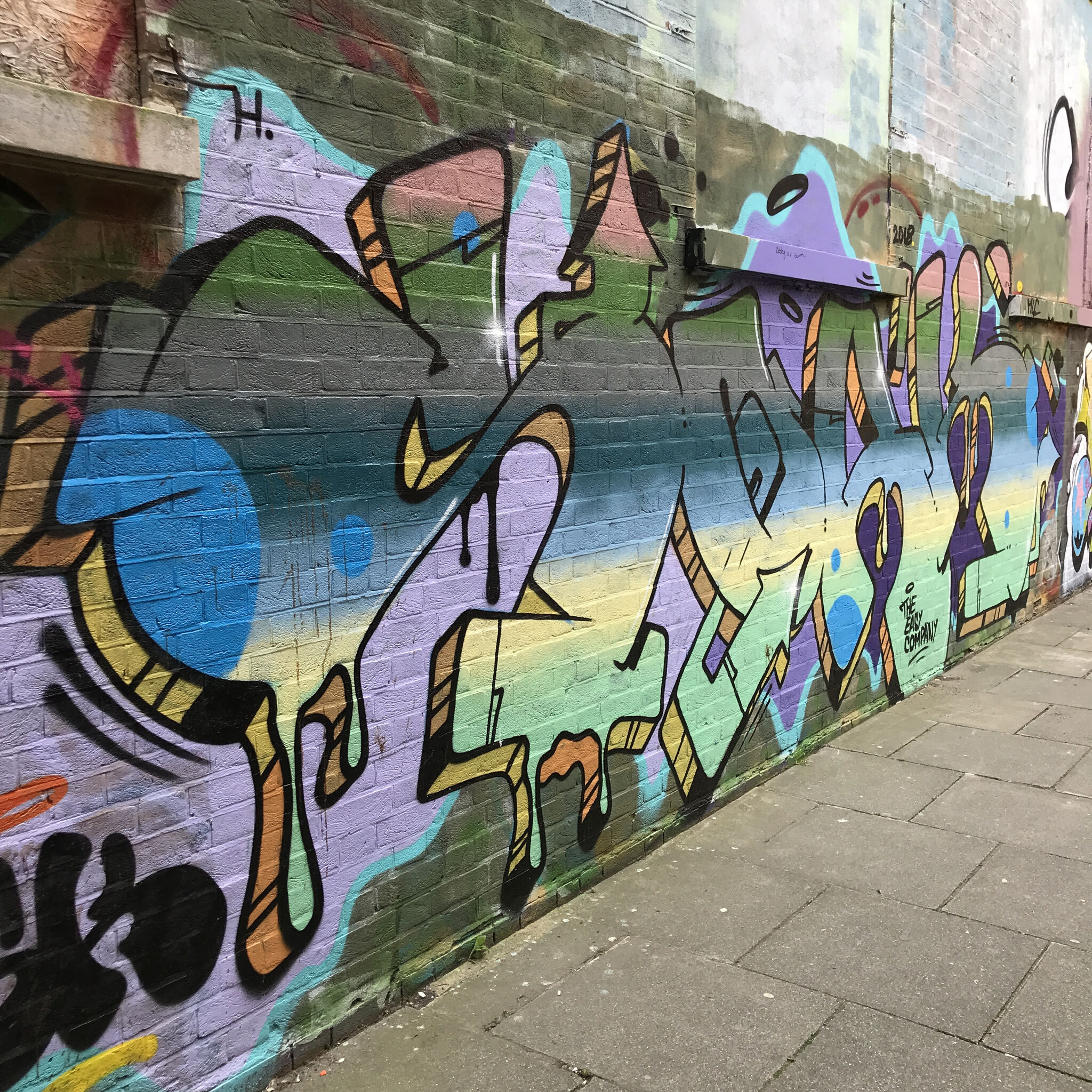 Fark, Roo Abrook, Kloth, NZIE, Sarnie, Nova, South Soak, Berk MLC, Pogo, Mistersamo, RoosArt&mdash;Southsea Ghetto (various artists)