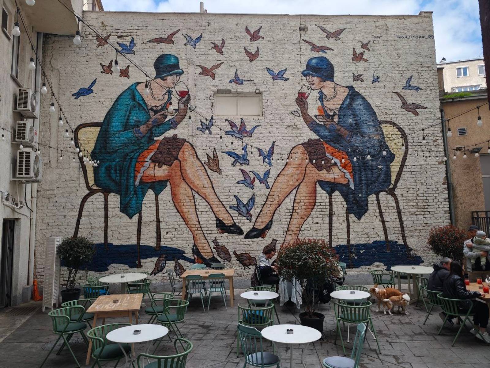 Kolosov Mural Studio&mdash;Courtyard cafe