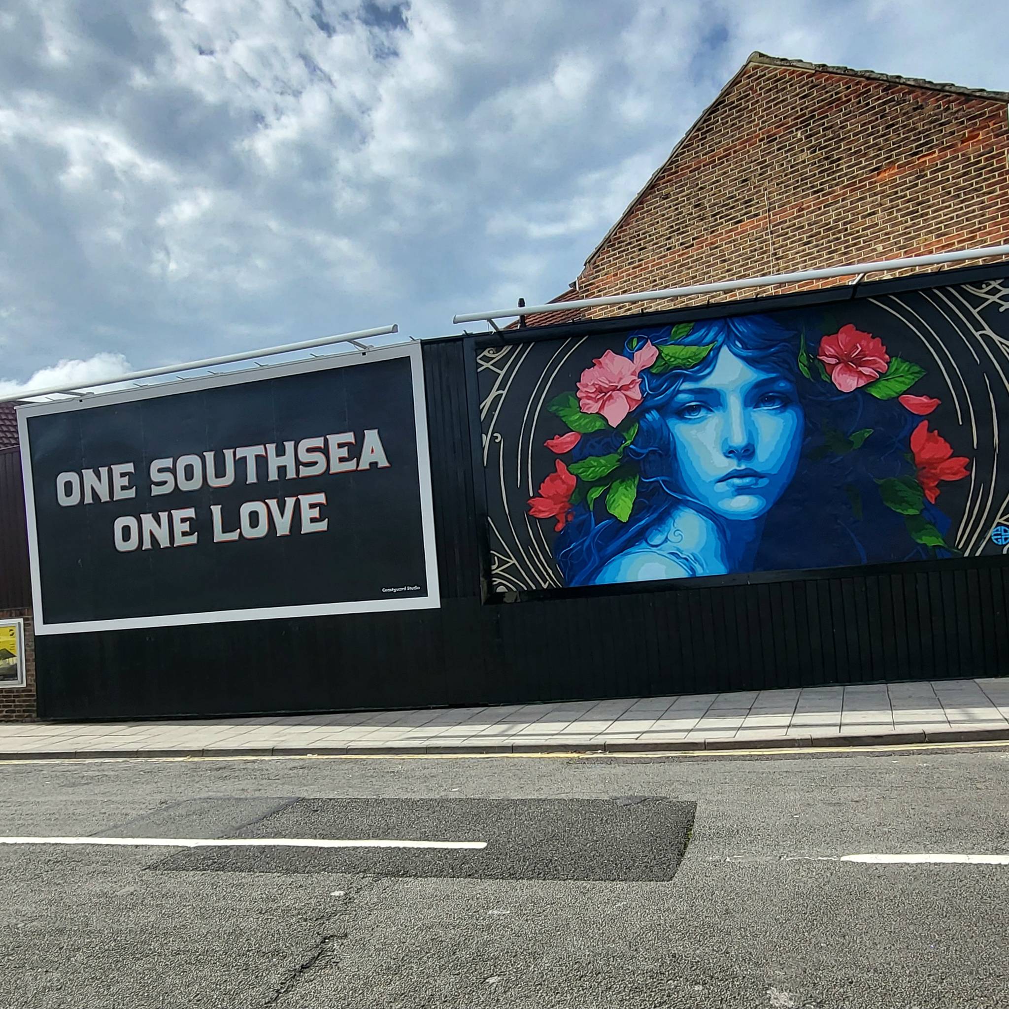Pogo Stencils&mdash;One Love. One Southsea