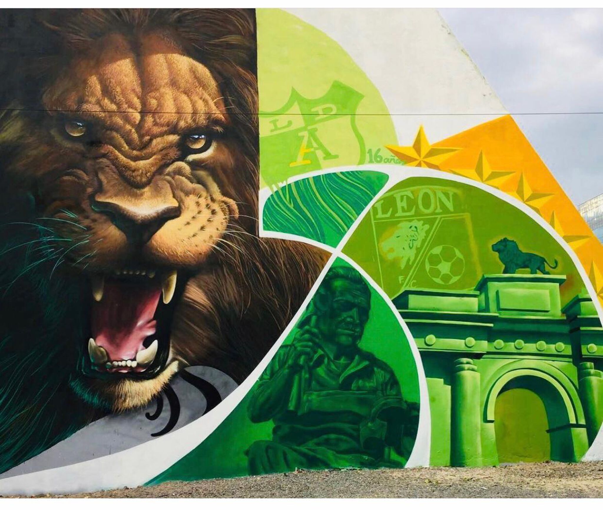 Arde, Chuen, Brote, Crook, Jhard, Kart, Moustruo, Ghandi Mosqueda, Onza, Zhot&mdash;Rugir del León