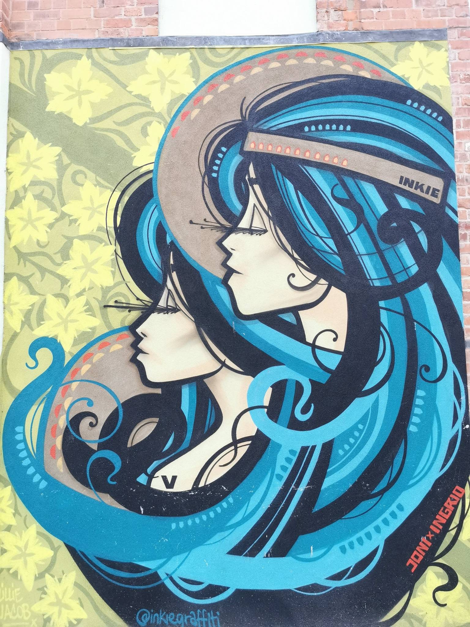 Inkie, Pogo, Gnasher&mdash;Brewery Centre Murals