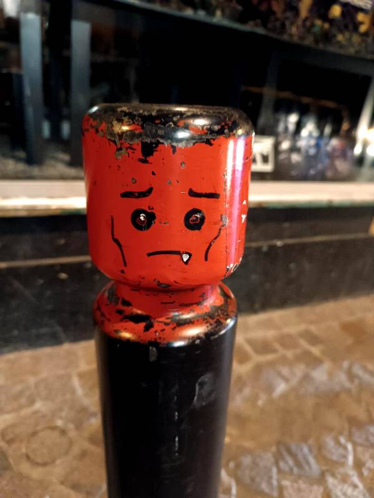 6ZO&mdash;Lego artwork