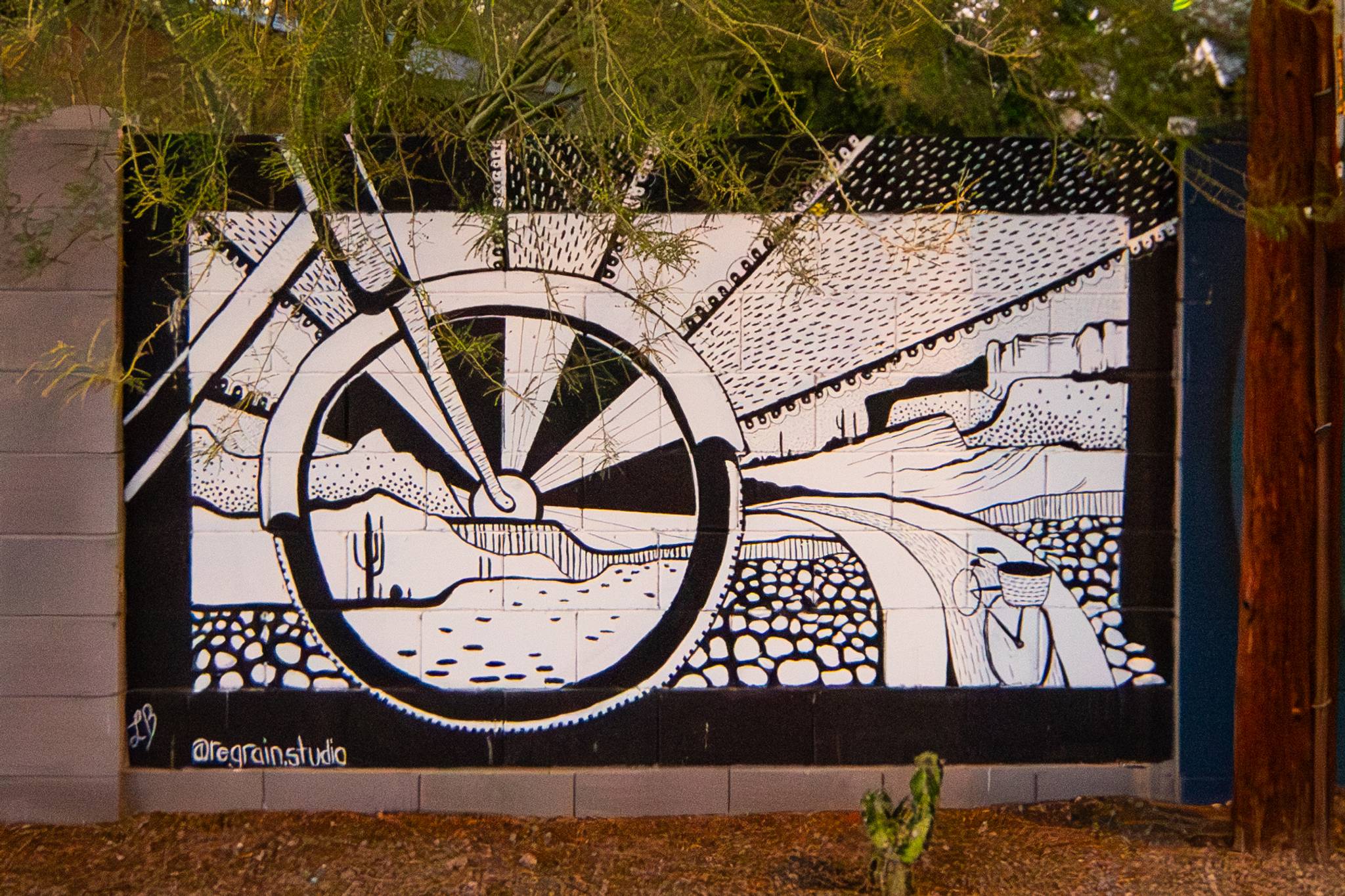 Lora Barnhiser&mdash;Grand Canal Mural Project