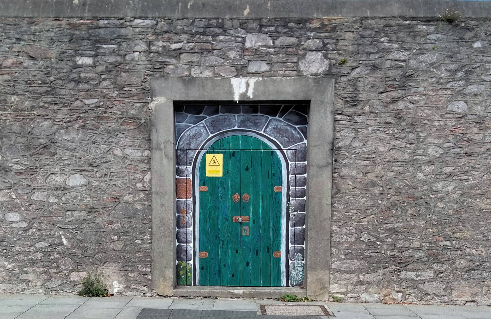 Heather Knight&mdash;Through the Keyhole