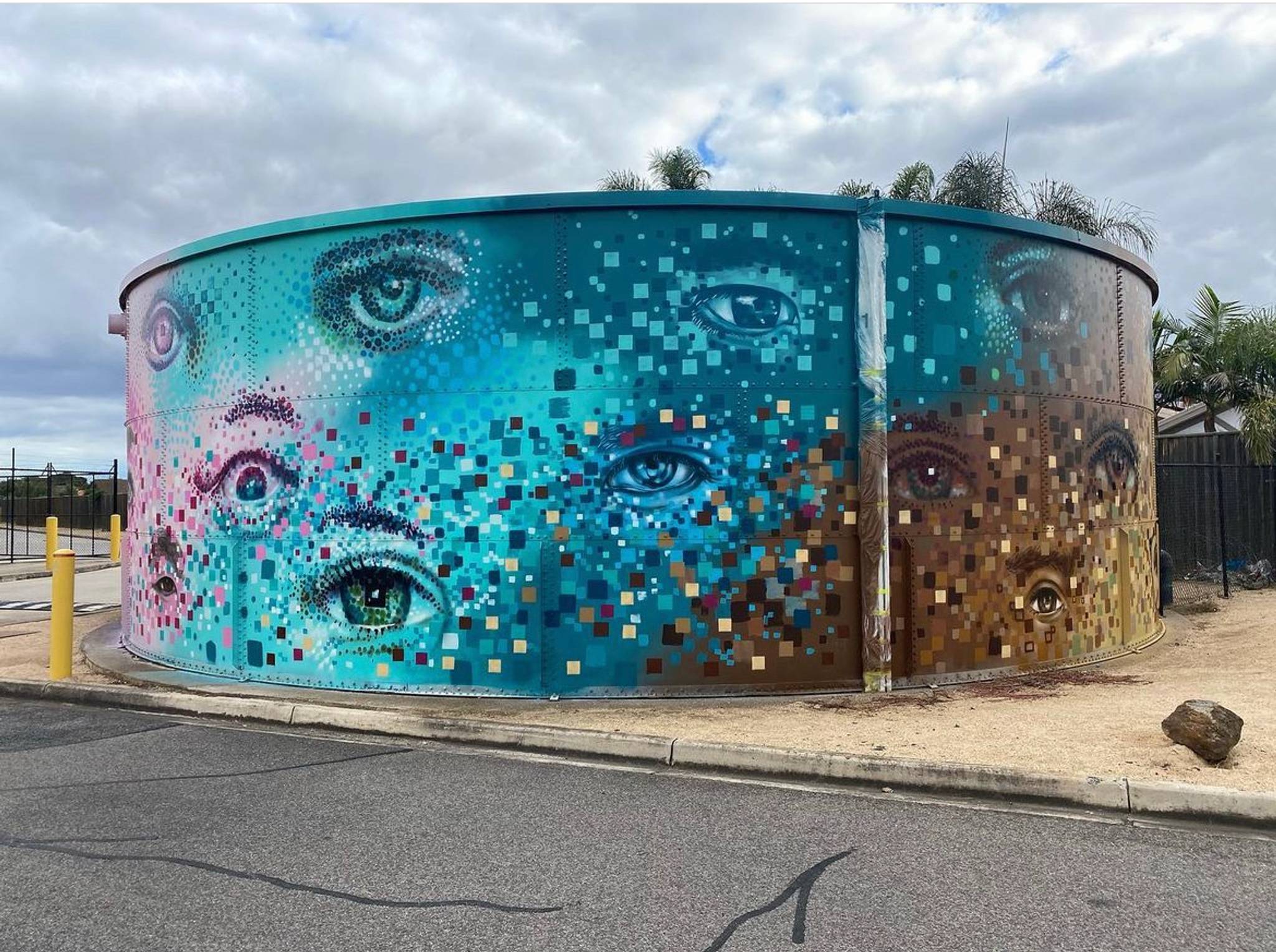 Mike Makatron, Conrad Bizjak&mdash;Delahey Water Tower Art
