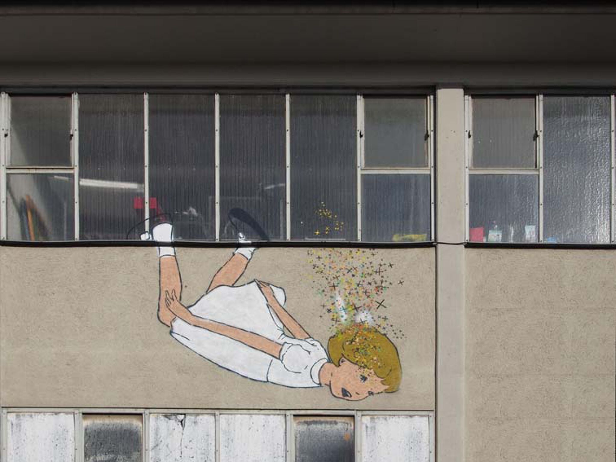 Amanda Marie&mdash;Falling Girl