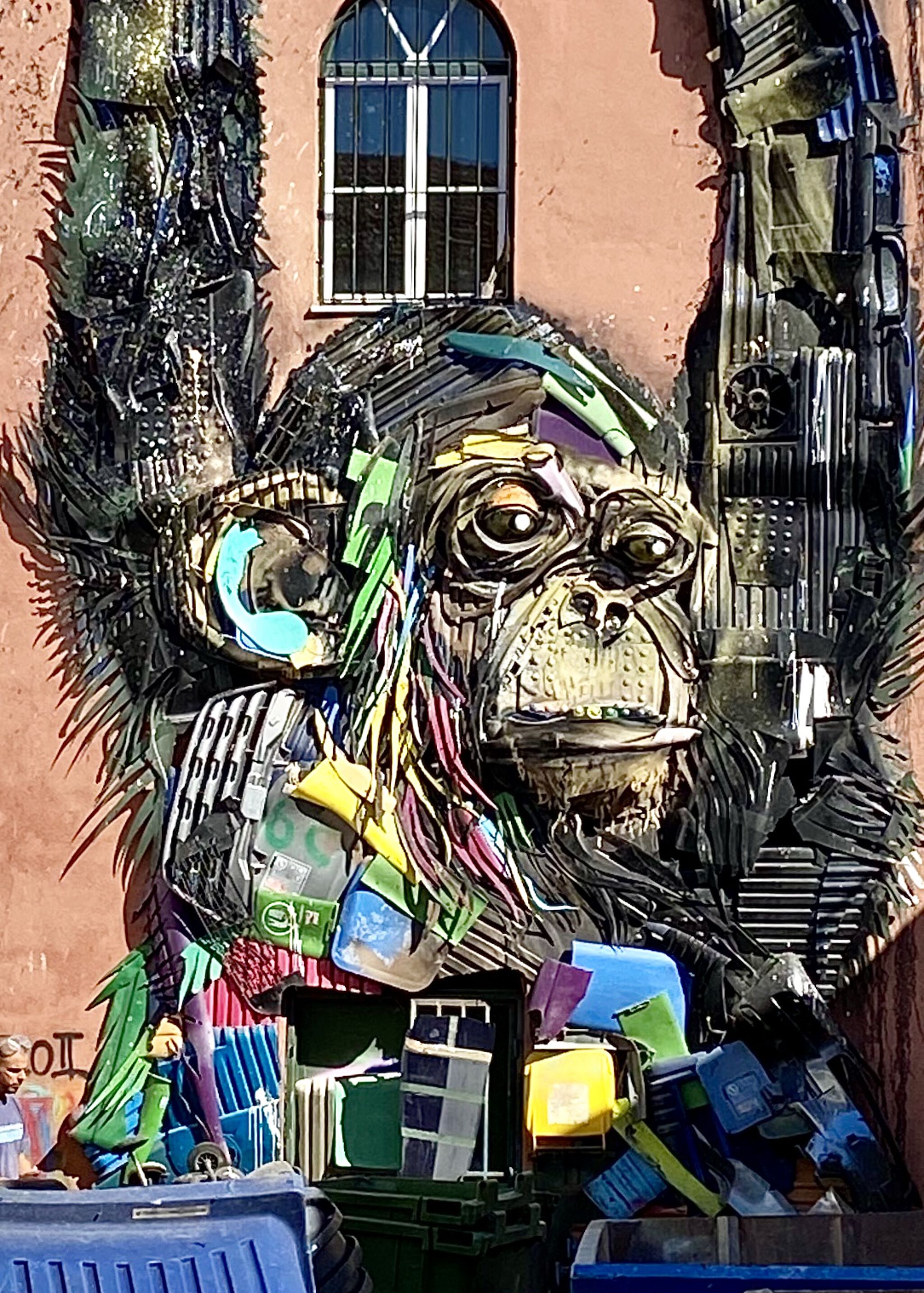 Bordalo ll&mdash;Half Chimp