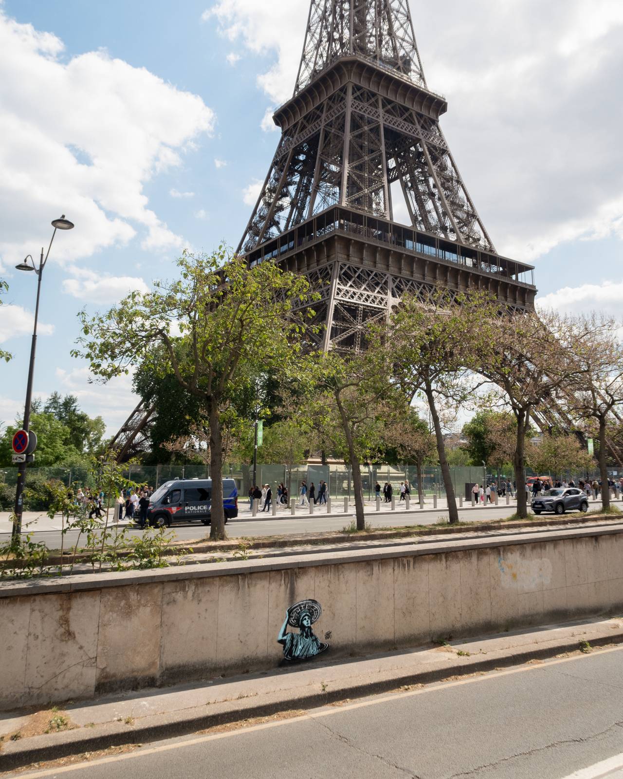 Falco&mdash;Back to Paris