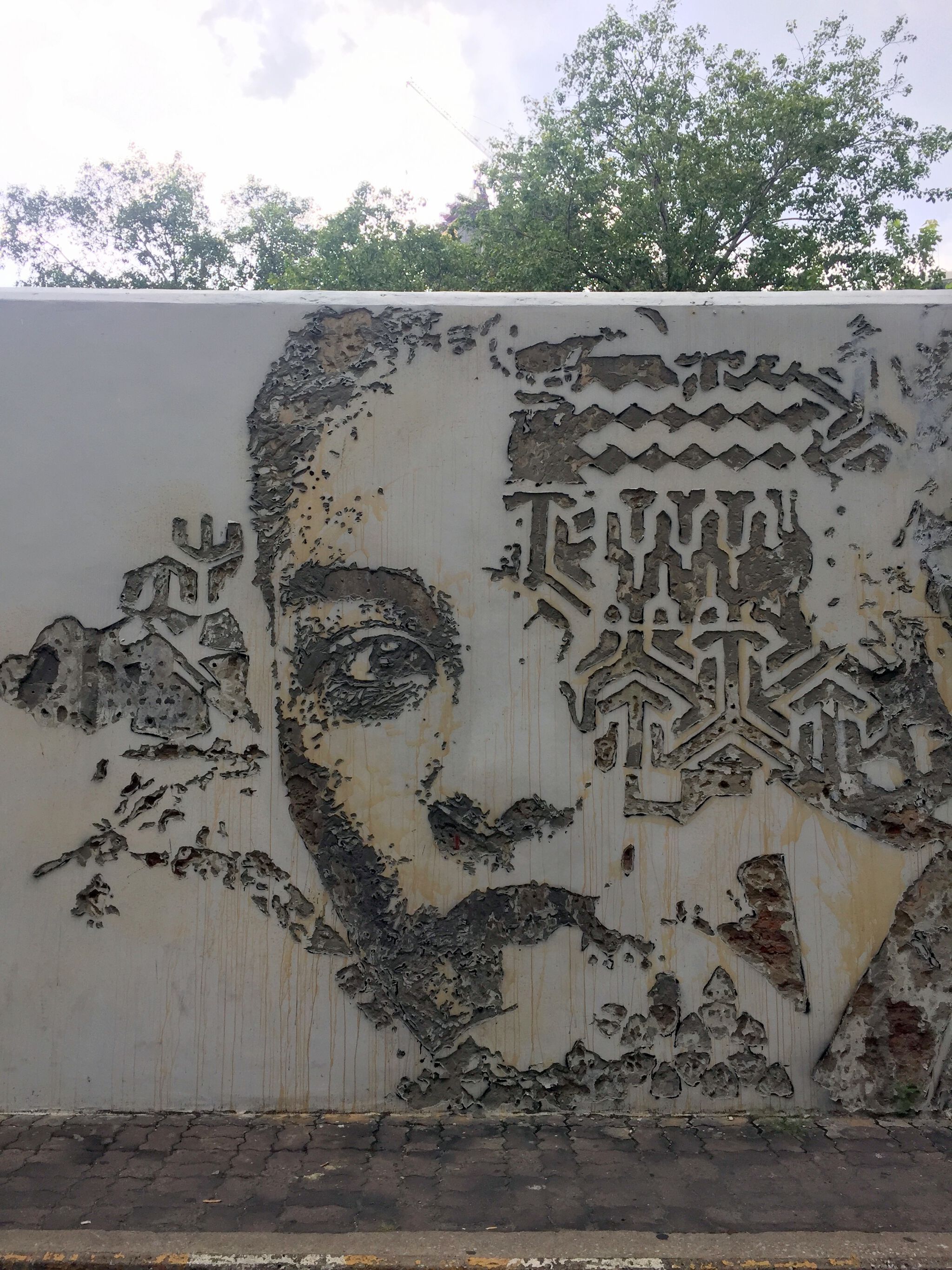 Alexandre Farto aka Vhils&mdash;Scratching the surface project
