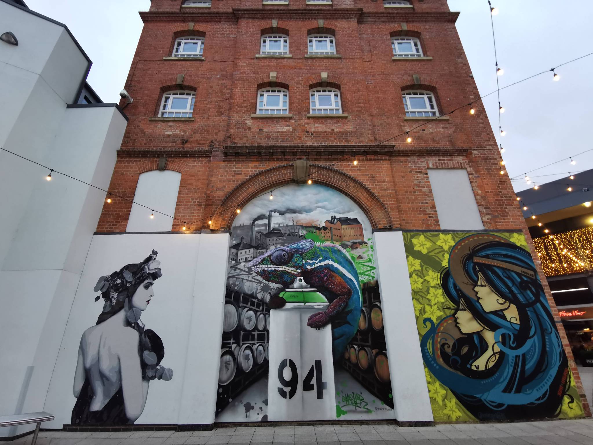 Inkie, Pogo, Gnasher&mdash;Brewery Centre Murals