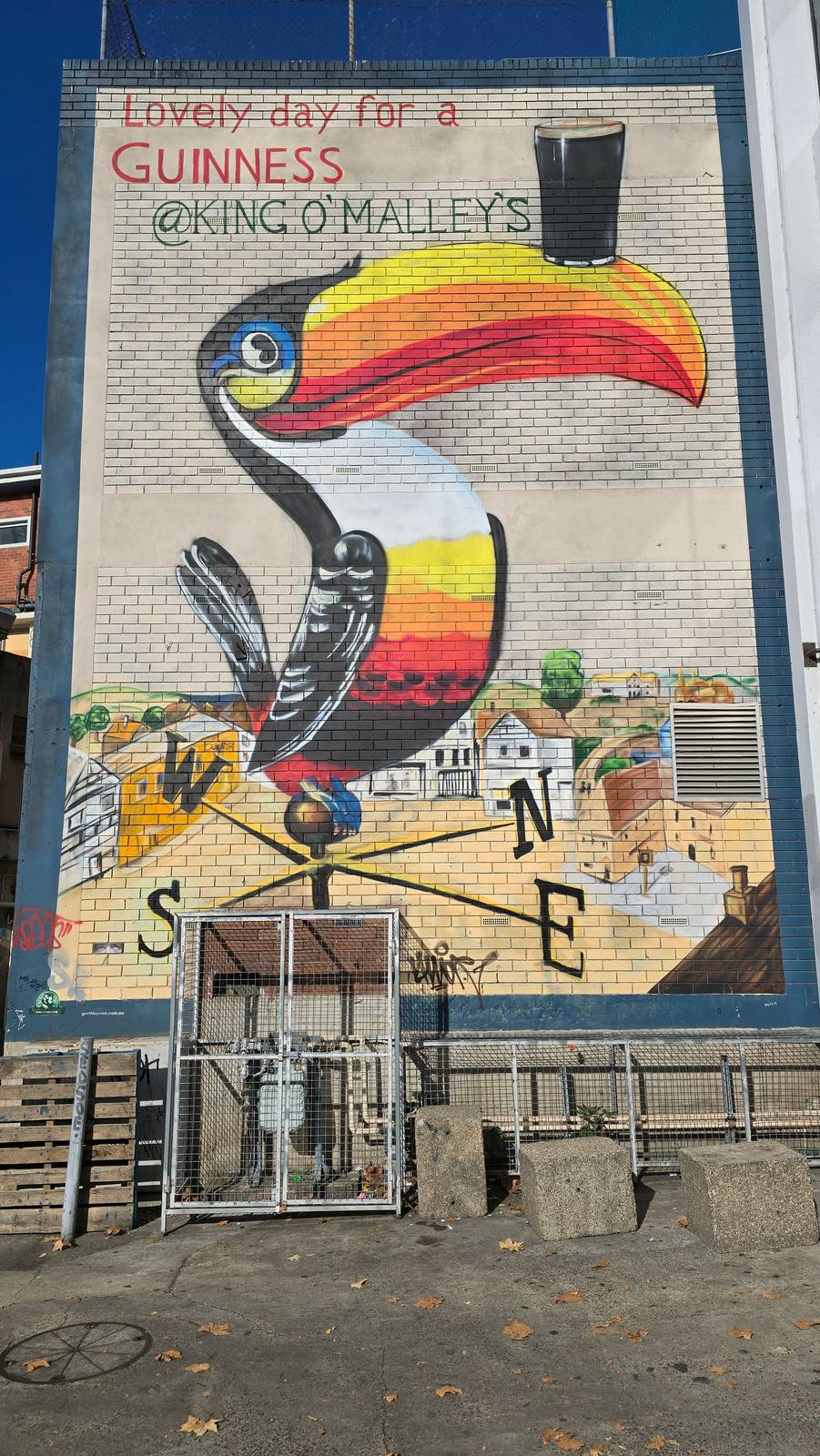 Graffik Paint&mdash;King O'Malleys pub