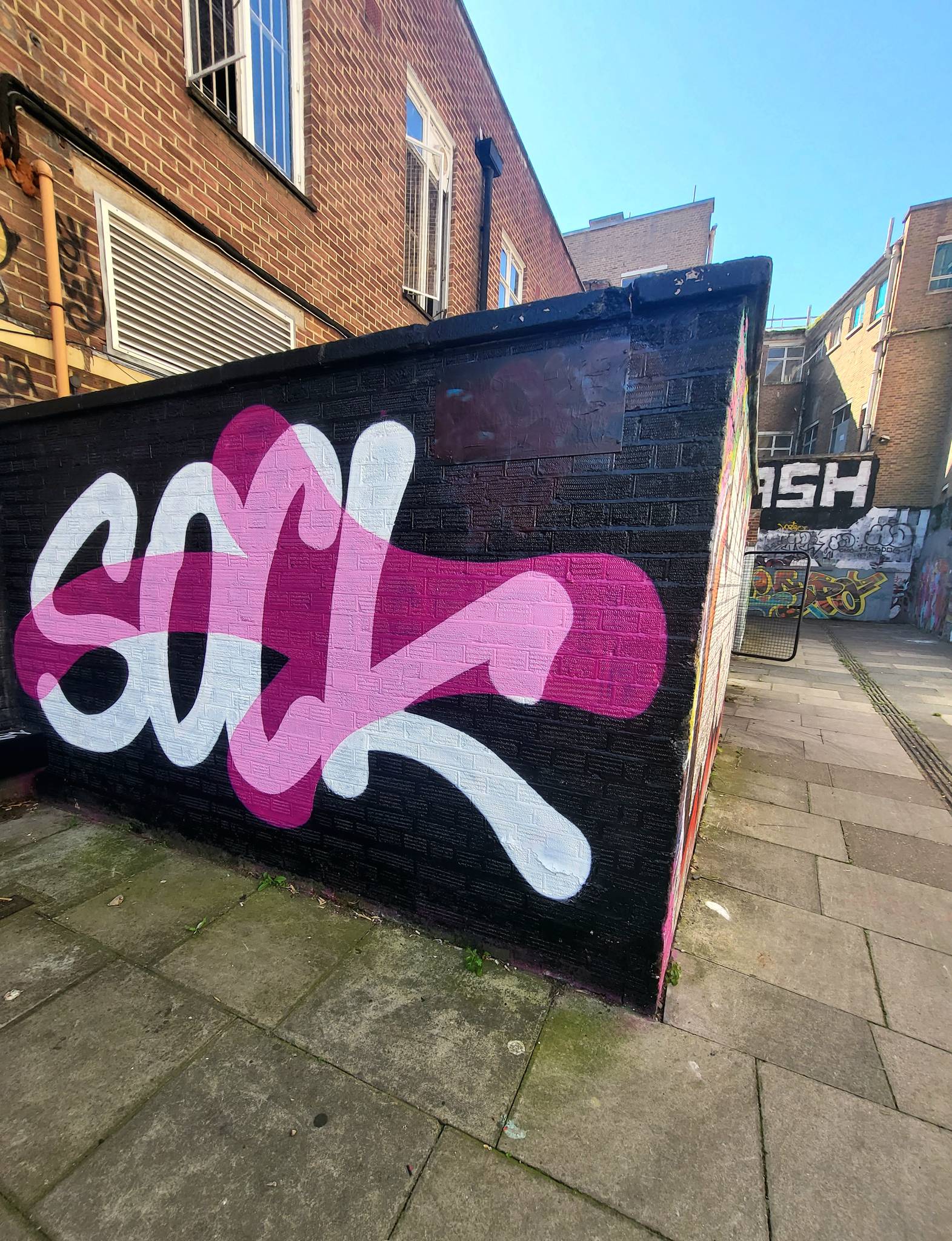 Fark, Roo Abrook, Kloth, NZIE, Sarnie, Nova, South Soak, Berk MLC, Pogo, Mistersamo, RoosArt&mdash;Southsea Ghetto (various artists)