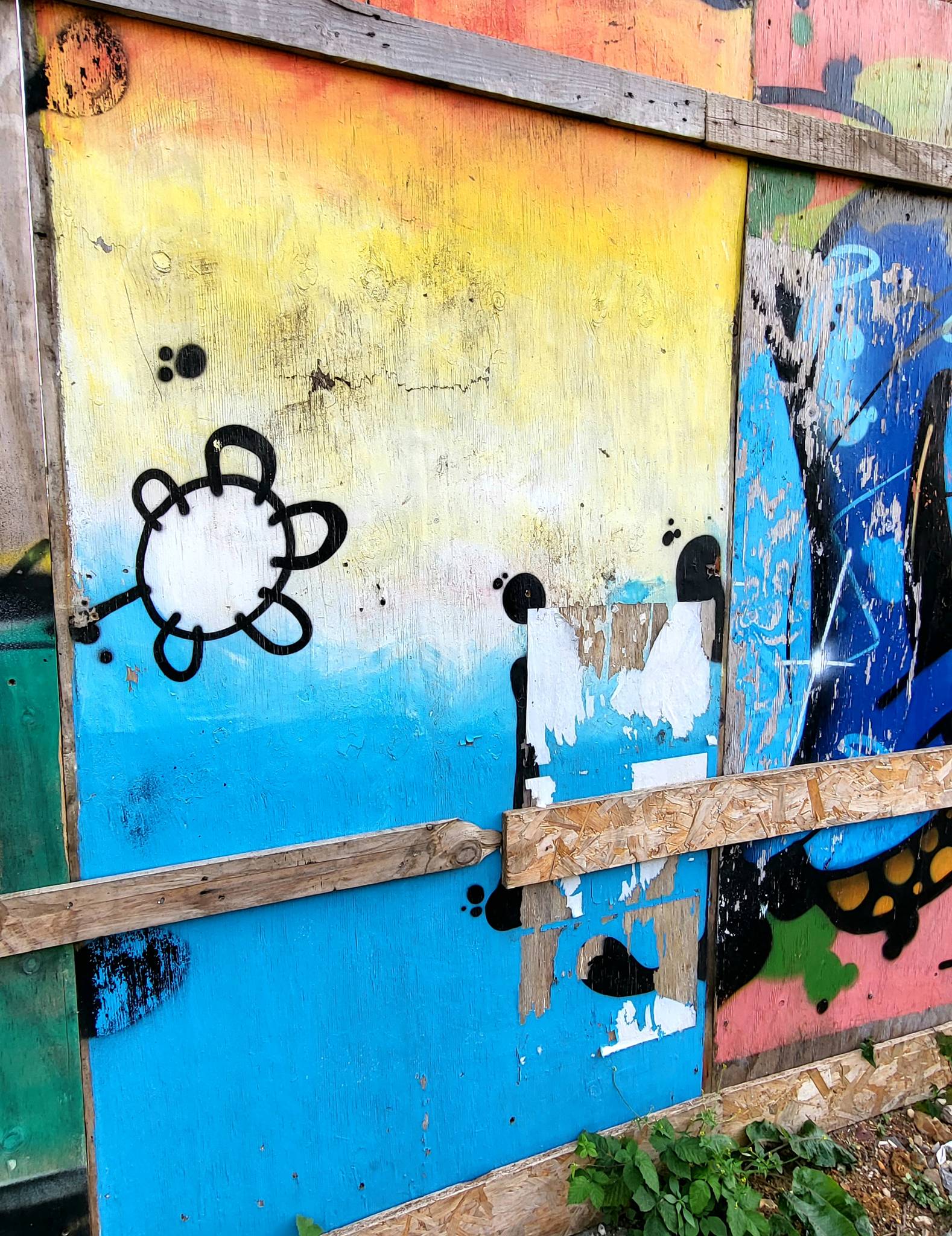 rooabrook, Koe1, Ketones6000, thisismidge, NZIE, Gary Stranger, pogo, RoosArt&mdash;Osborne Road Street Art Gallery