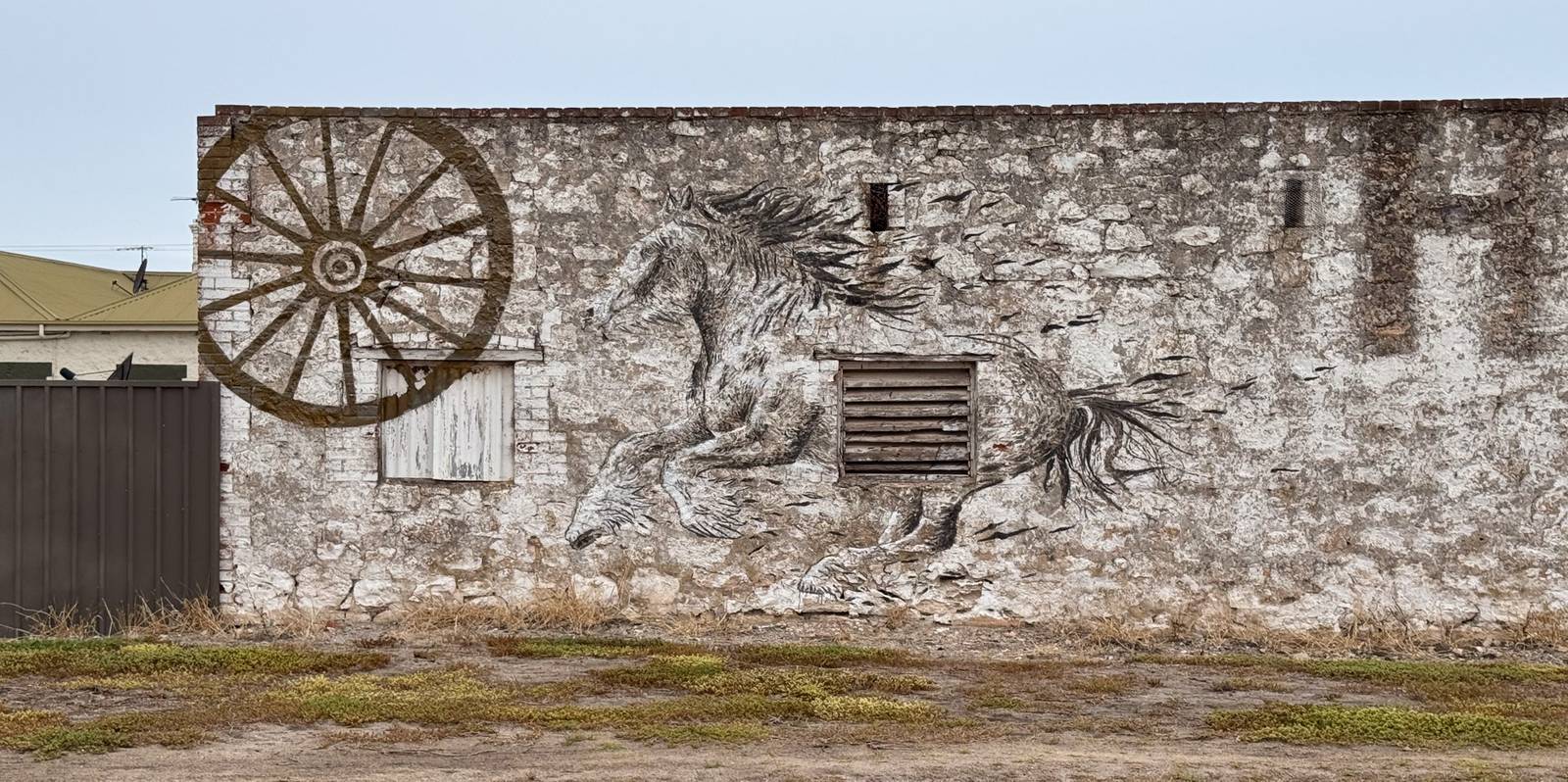 Dylan Butler&mdash;Coobowie Hotel Mural
