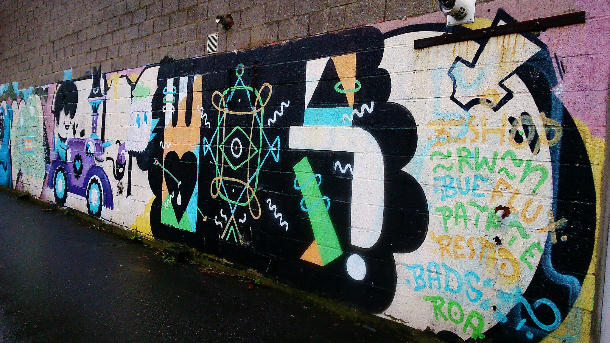 Roa, Resto, Flux, Bishop, Irwin, Bué The Warrior&mdash;Graffiti jam