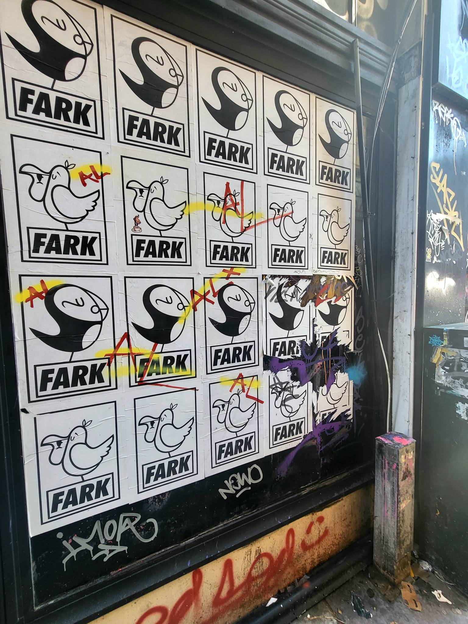 Fark, Roo Abrook, Kloth, NZIE, Sarnie, Nova, South Soak, Berk MLC, Pogo, Mistersamo, RoosArt&mdash;Southsea Ghetto (various artists)