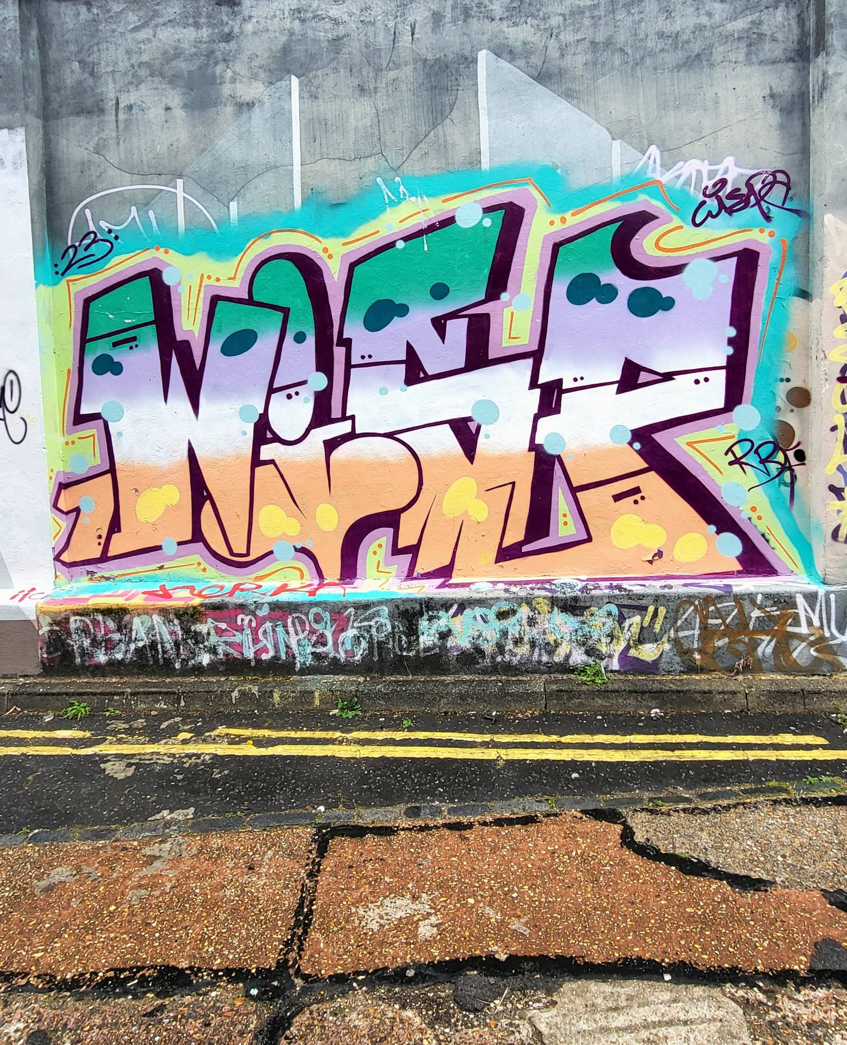 Fark, Roo Abrook, Kloth, NZIE, Sarnie, Nova, South Soak, Berk MLC, Pogo, Mistersamo, RoosArt&mdash;Southsea Ghetto (various artists)