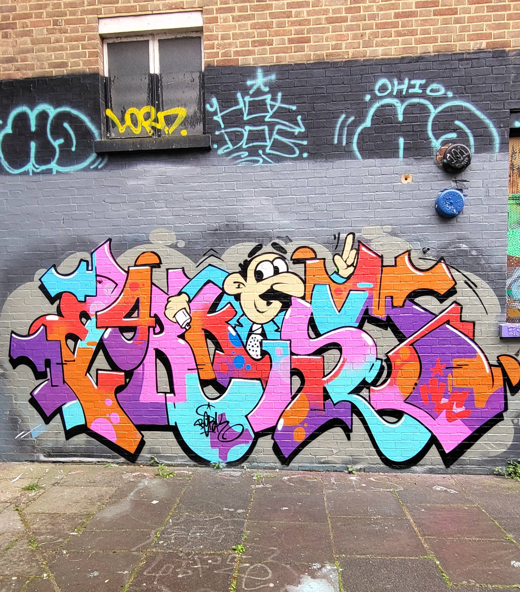 Fark, Roo Abrook, Kloth, NZIE, Sarnie, Nova, South Soak, Berk MLC, Pogo, Mistersamo, RoosArt&mdash;Southsea Ghetto (various artists)