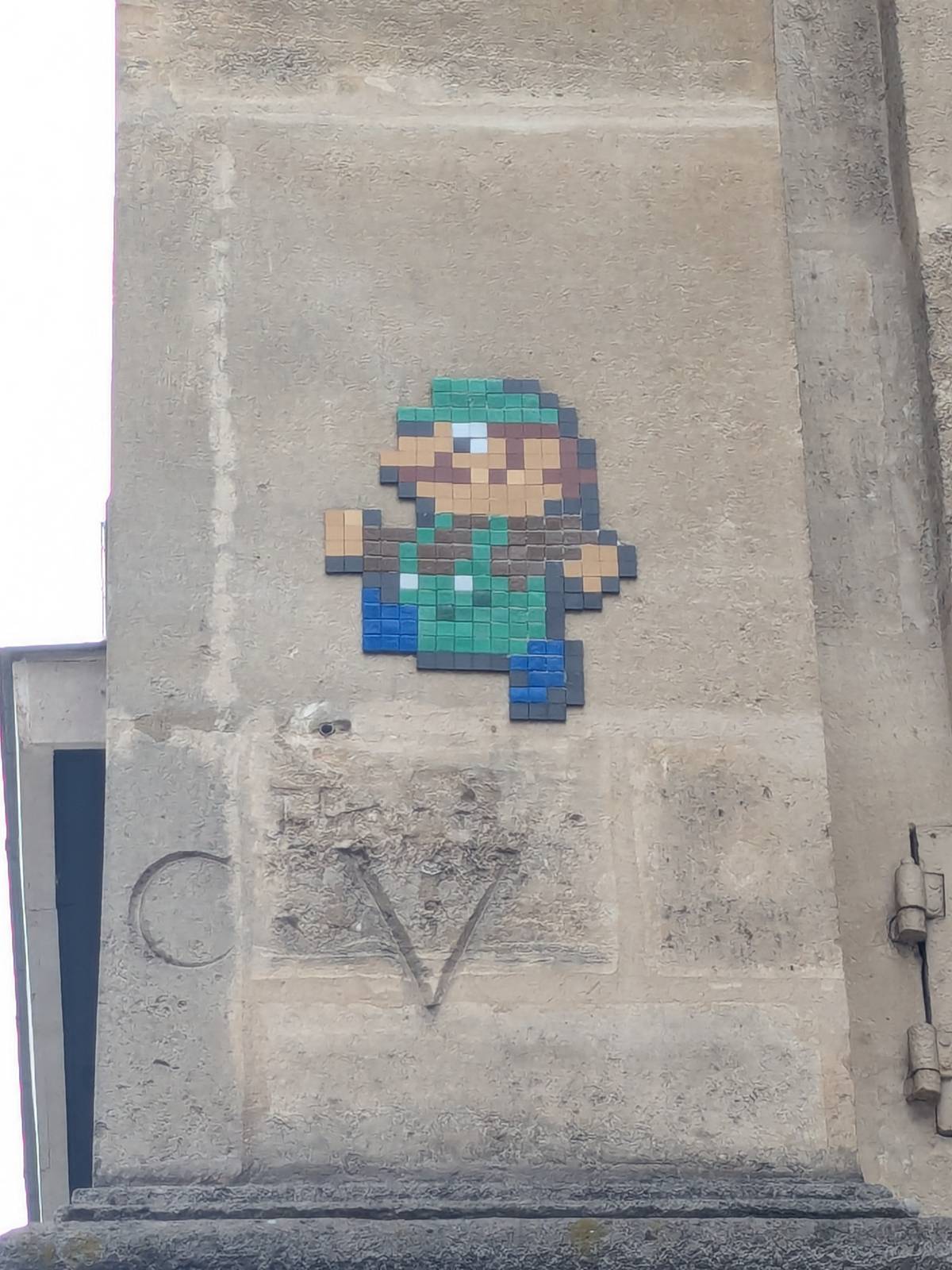 invader&mdash;PA_372 Luigi