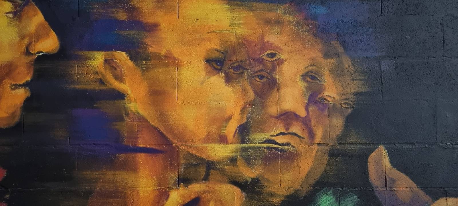 Lucce Lucce&mdash;"Pas de lumière sans ombre, ni d'ombre sans lumière"