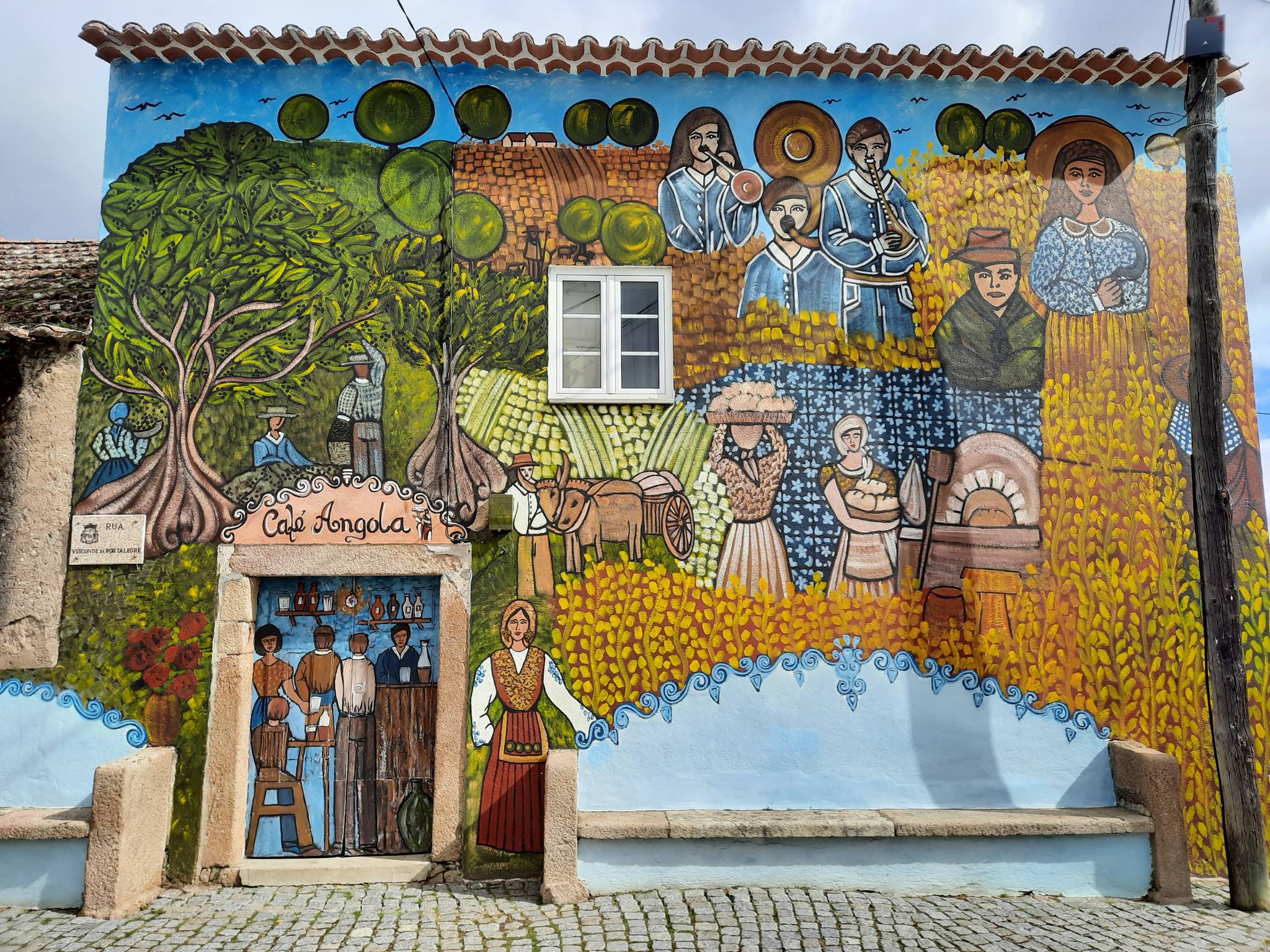 Rosária Bello&mdash;Café Angola