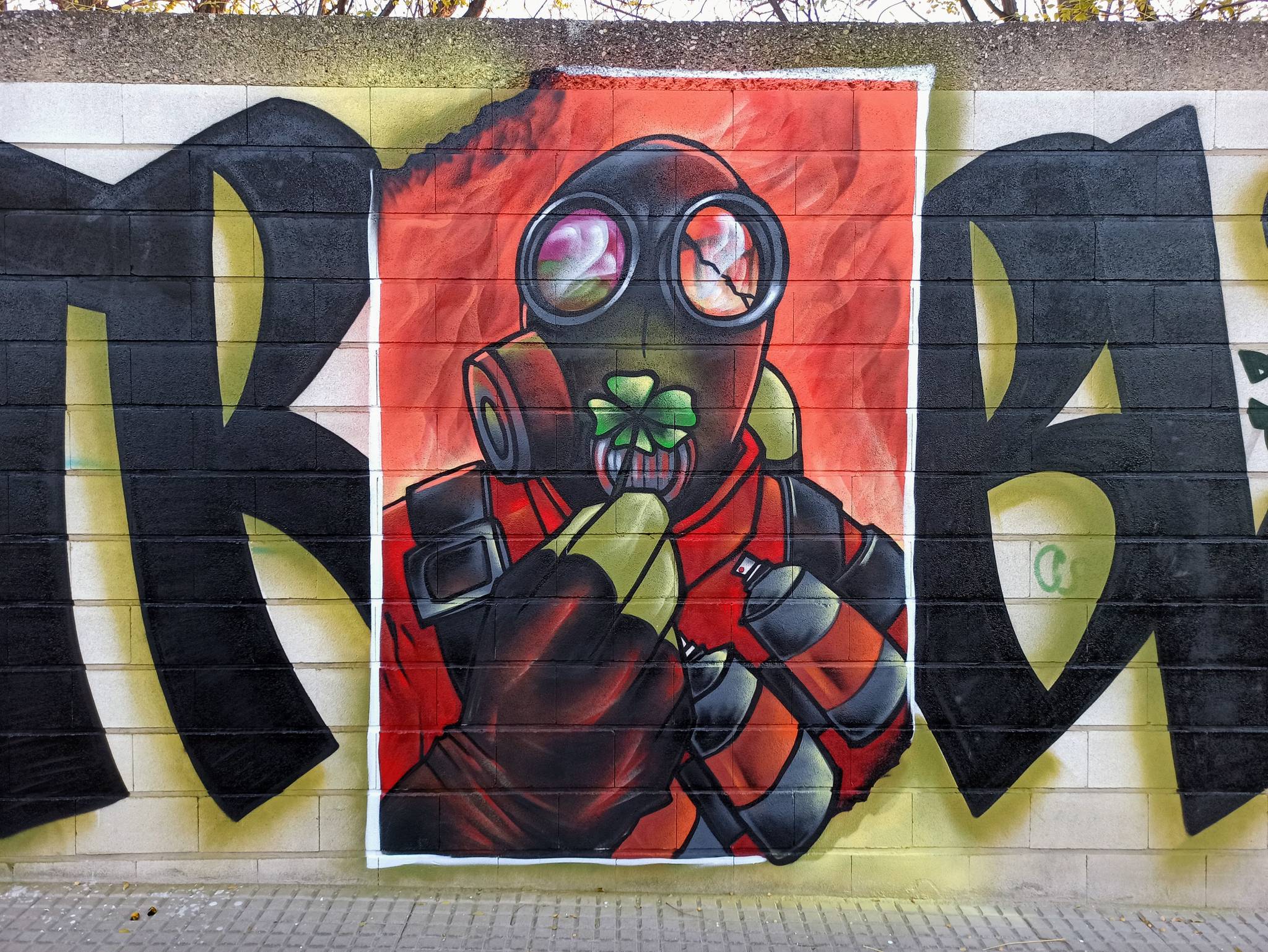 Trébol&mdash;Pyro