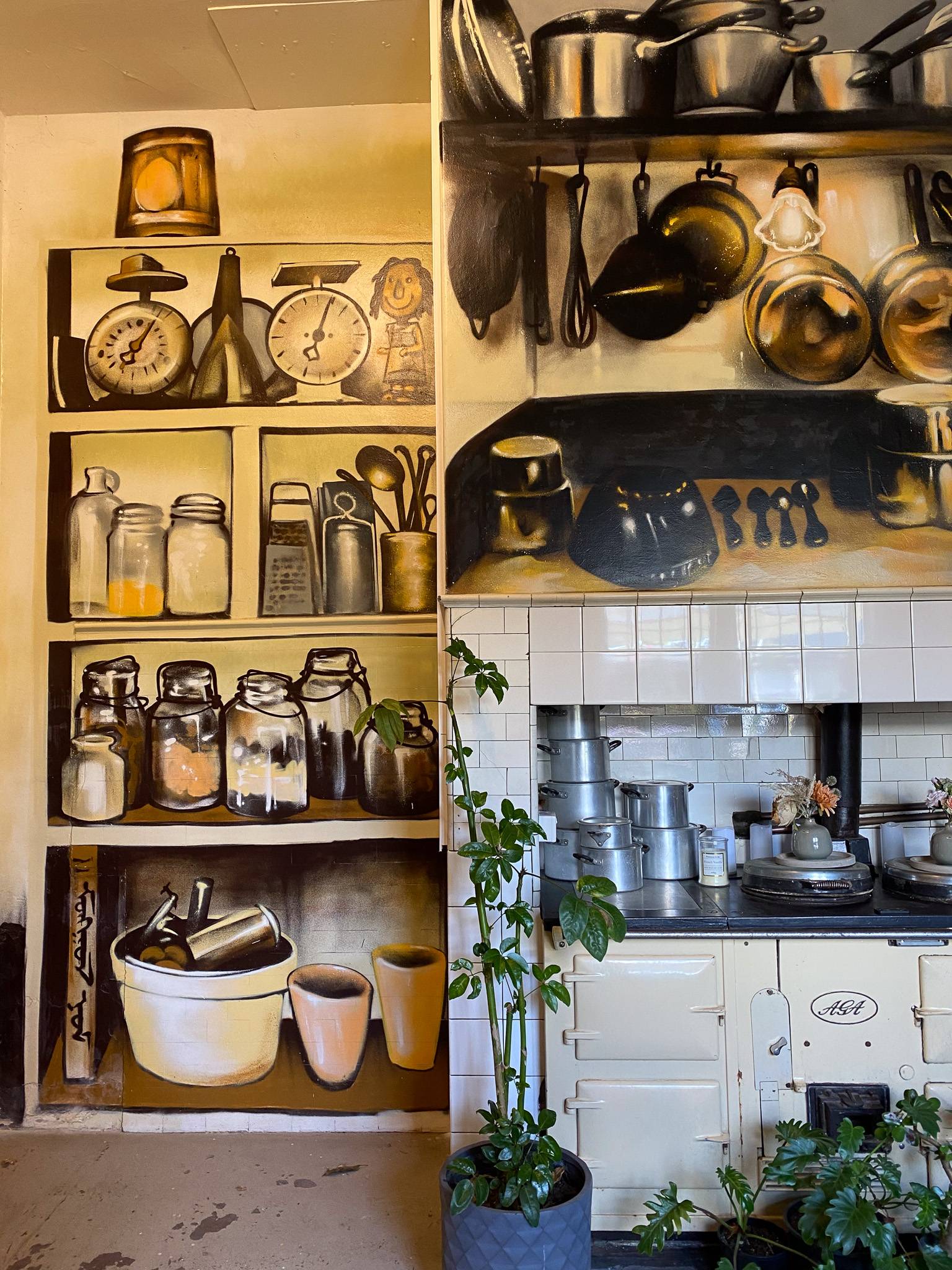 Heesco&mdash;Cafe Aga Mural